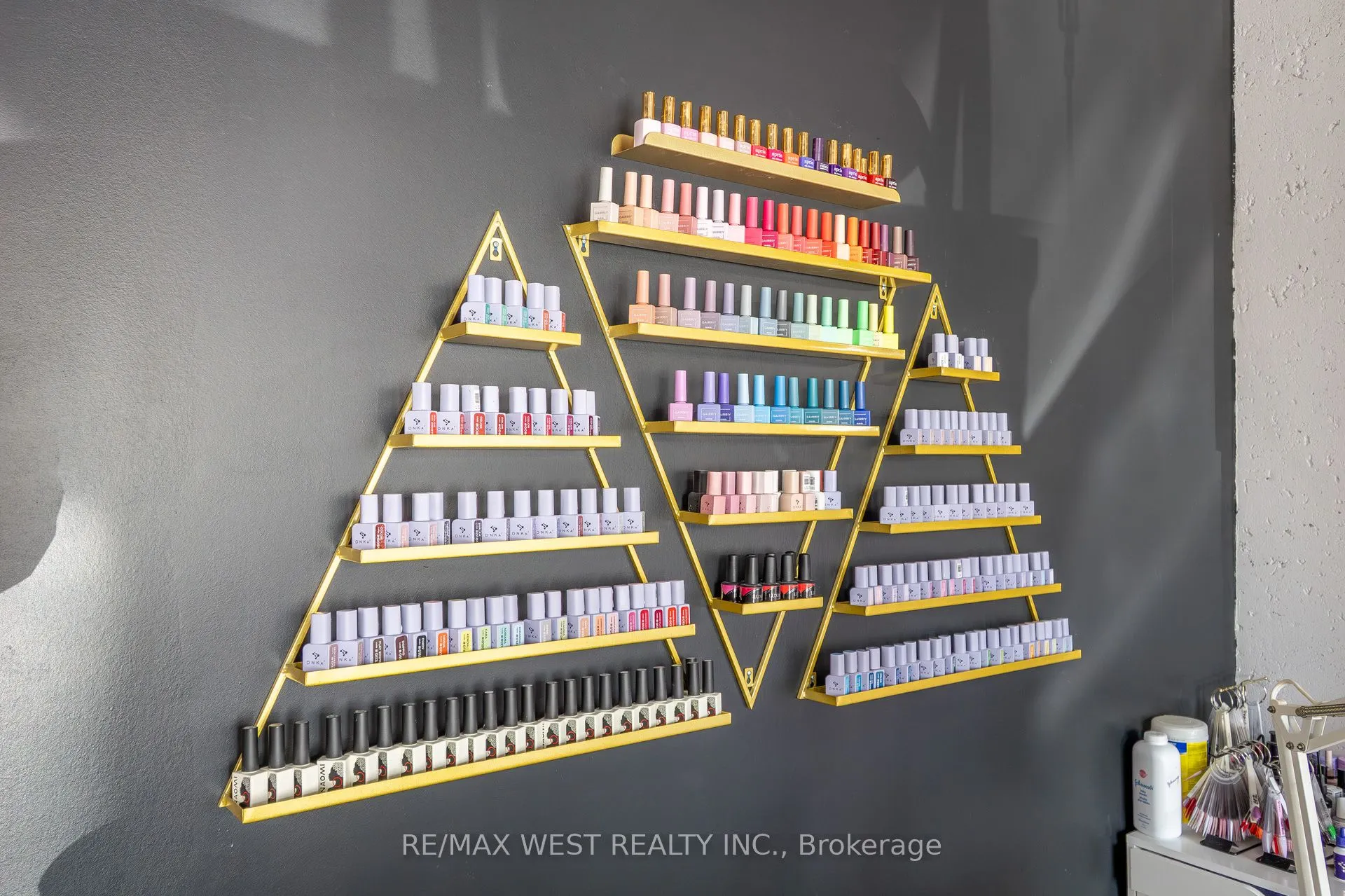 2396 Major Mackenzie Drive W, #7