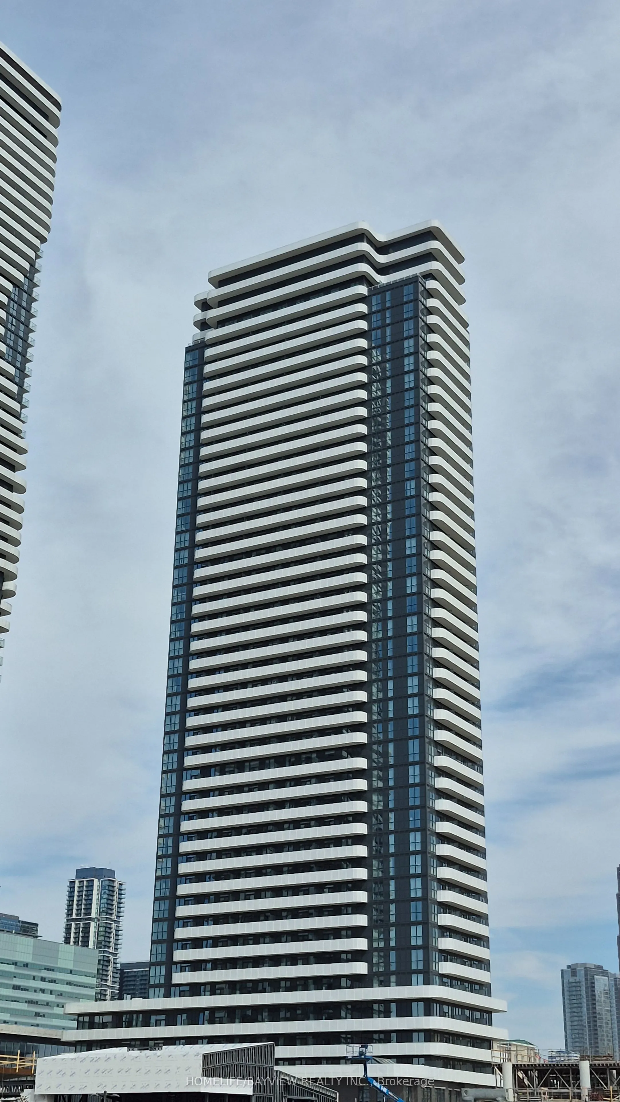 28 Interchange Way Ave. Way, #4212