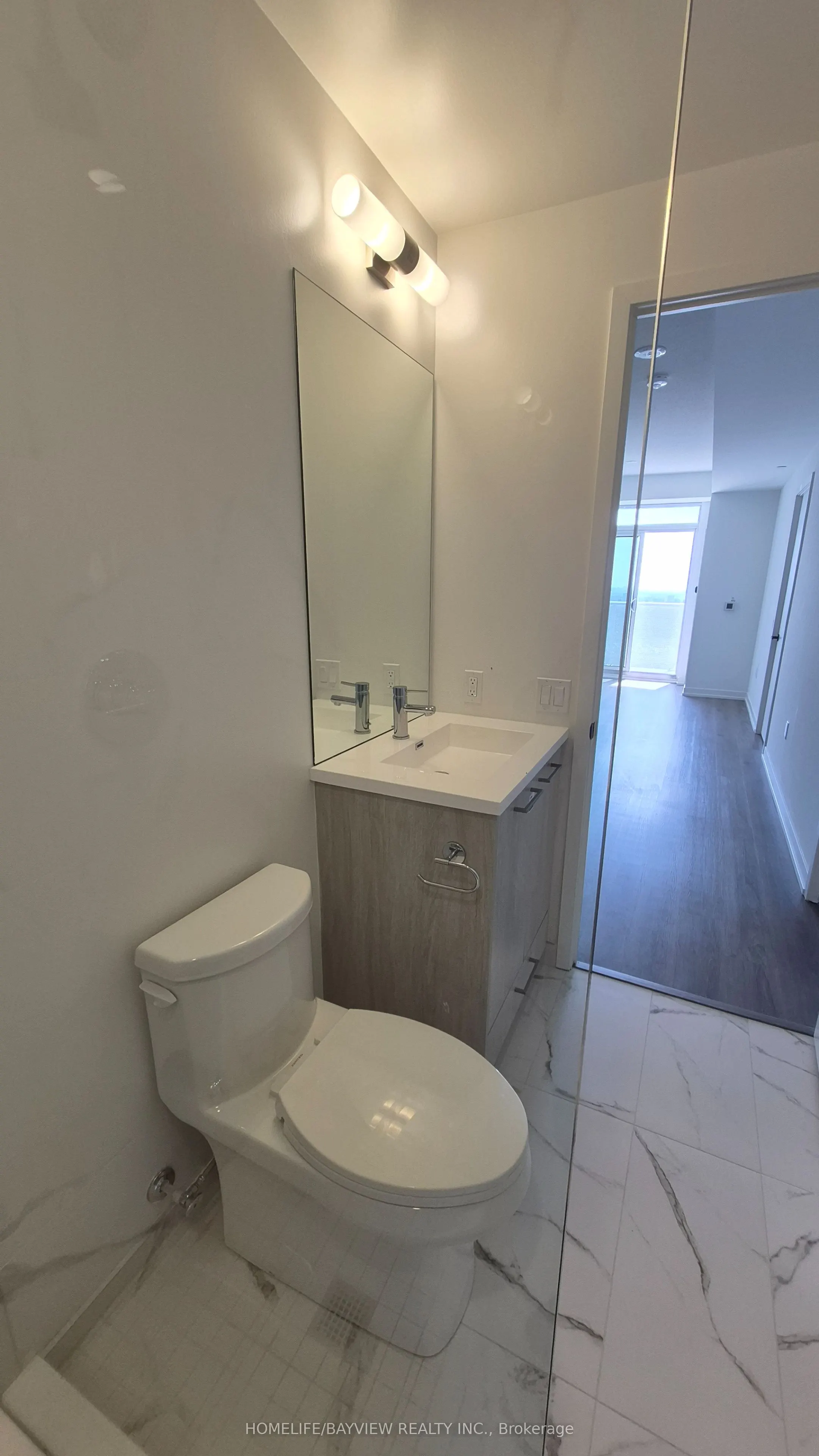 28 Interchange Way Ave. Way, #4212