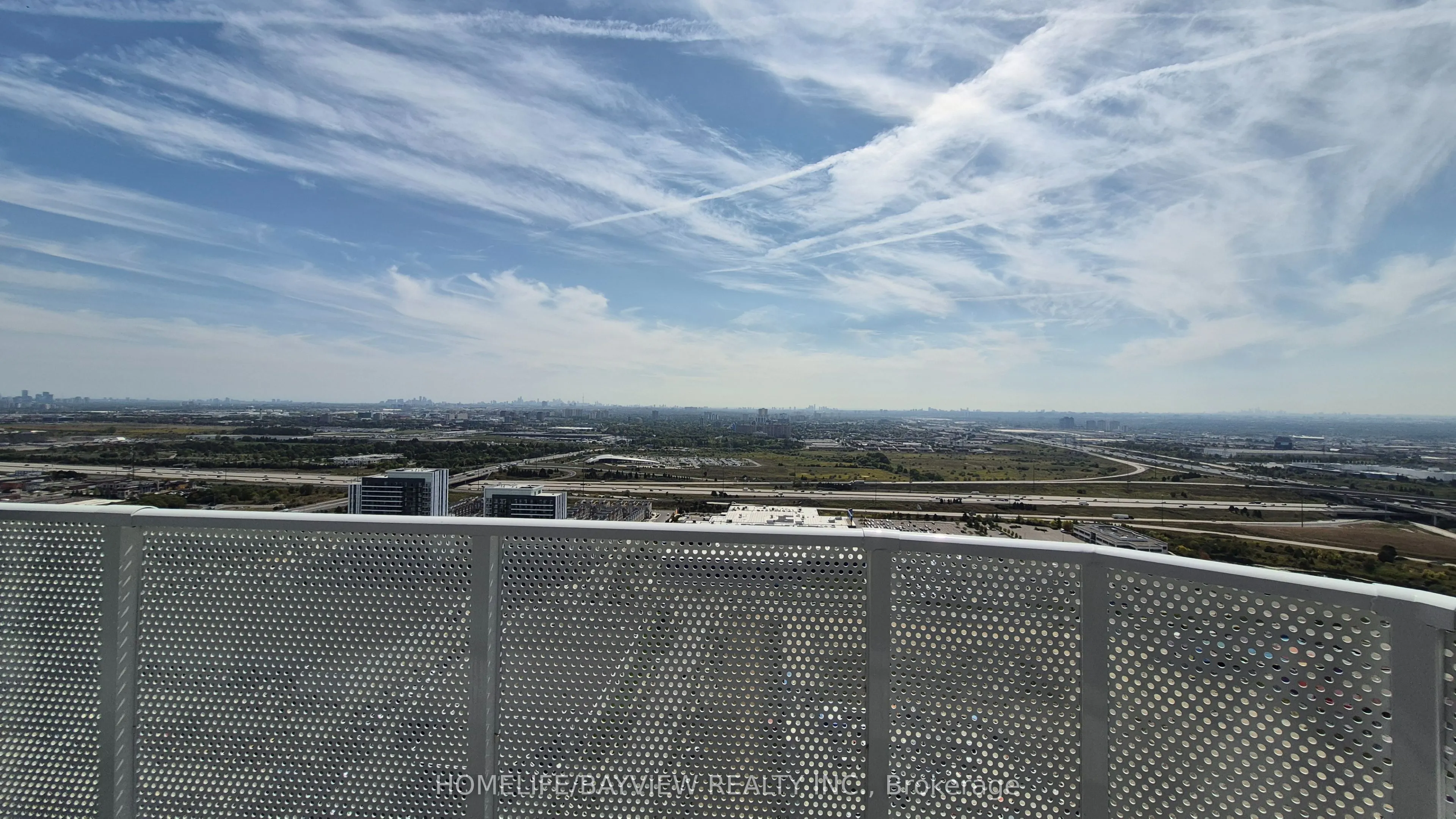 28 Interchange Way Ave. Way, #4212