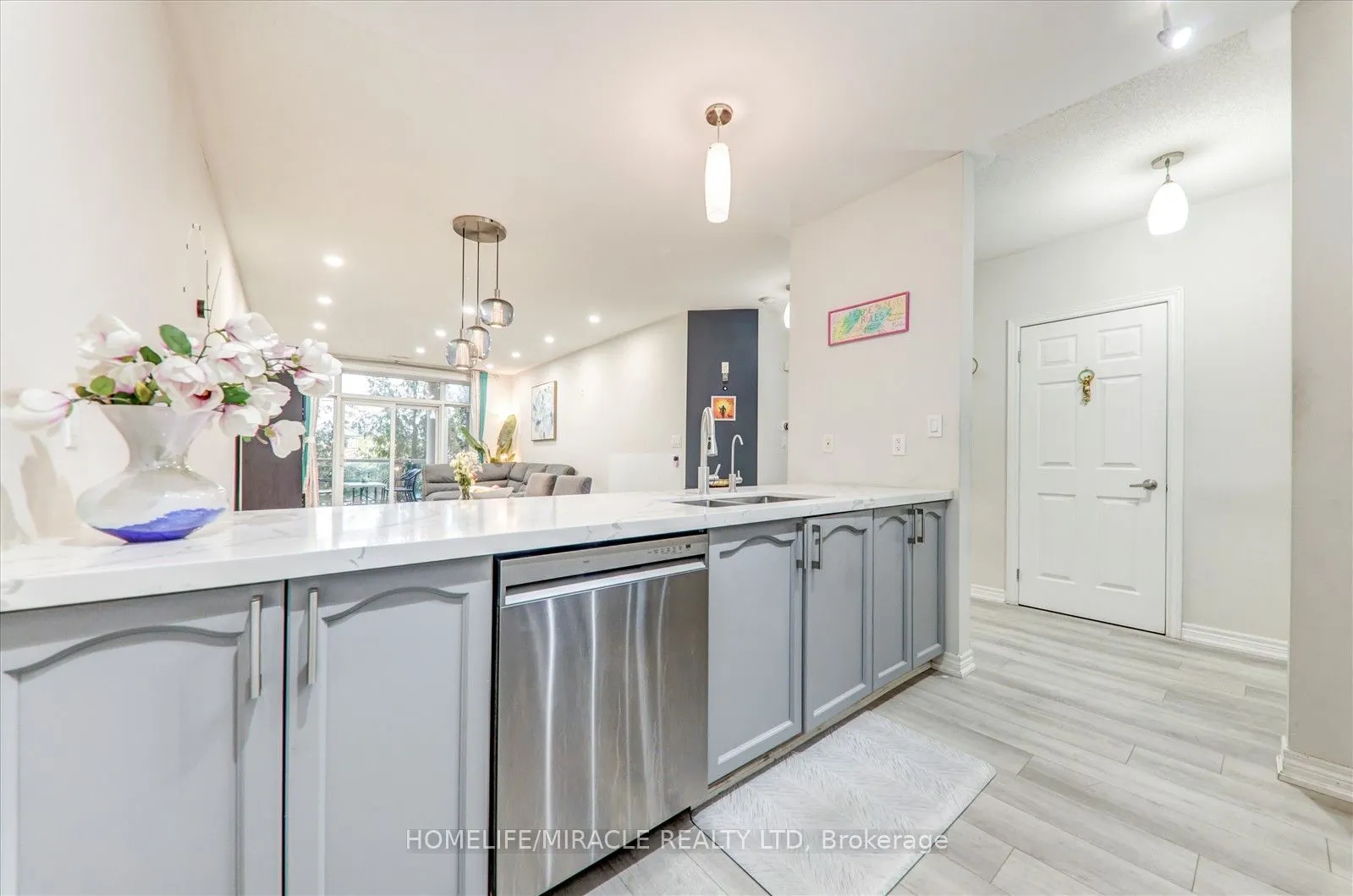 7340 Markham Road, #106