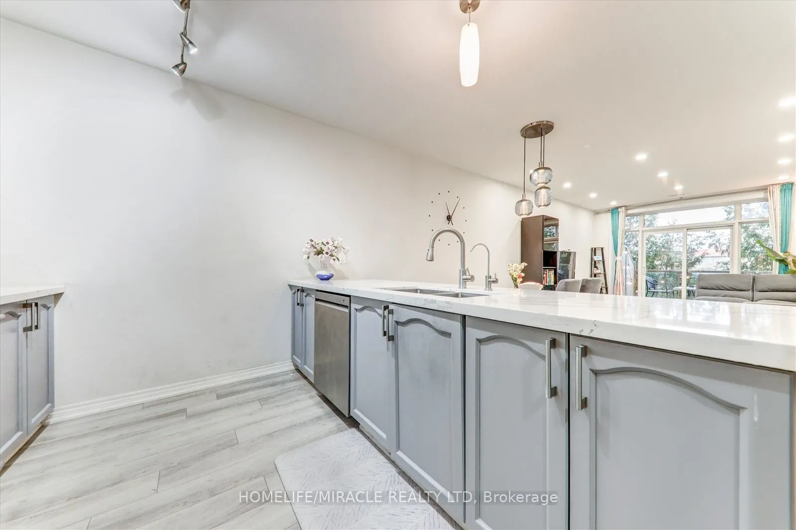 7340 Markham Road, #106