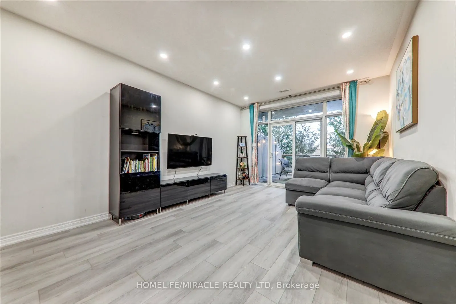 7340 Markham Road, #106