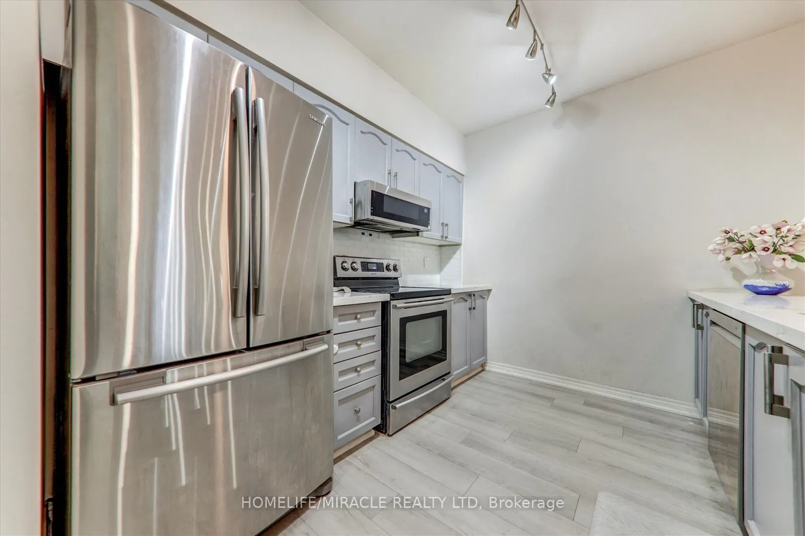 7340 Markham Road, #106