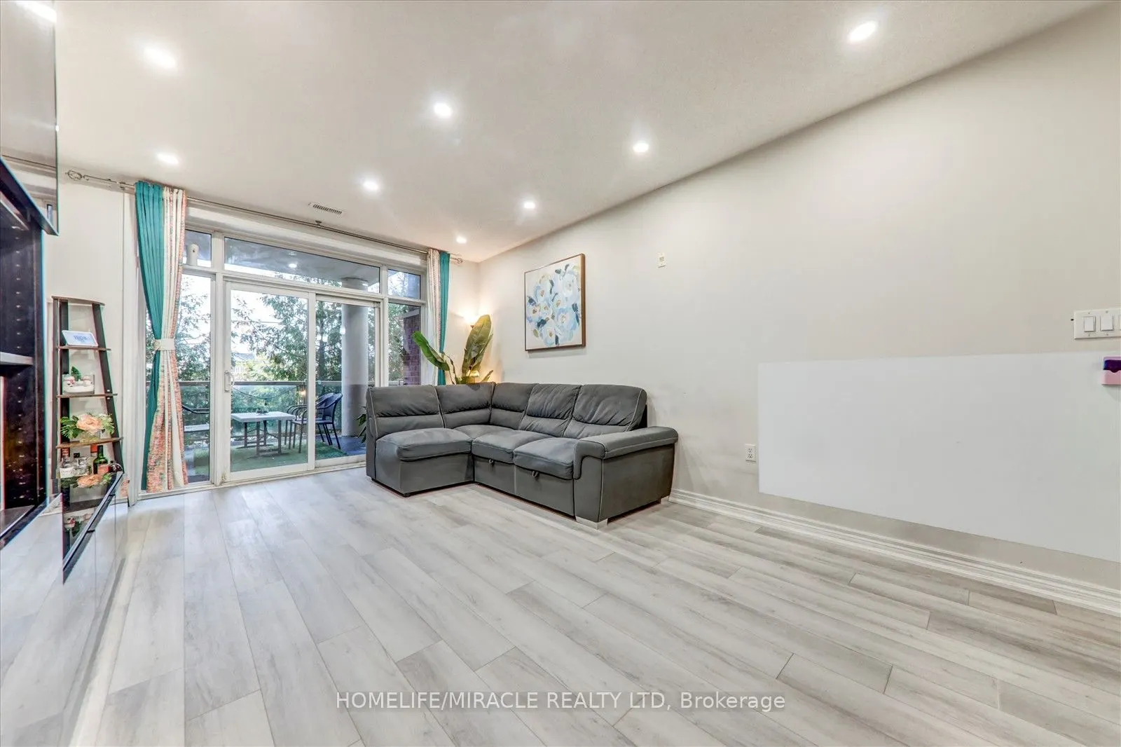 7340 Markham Road, #106