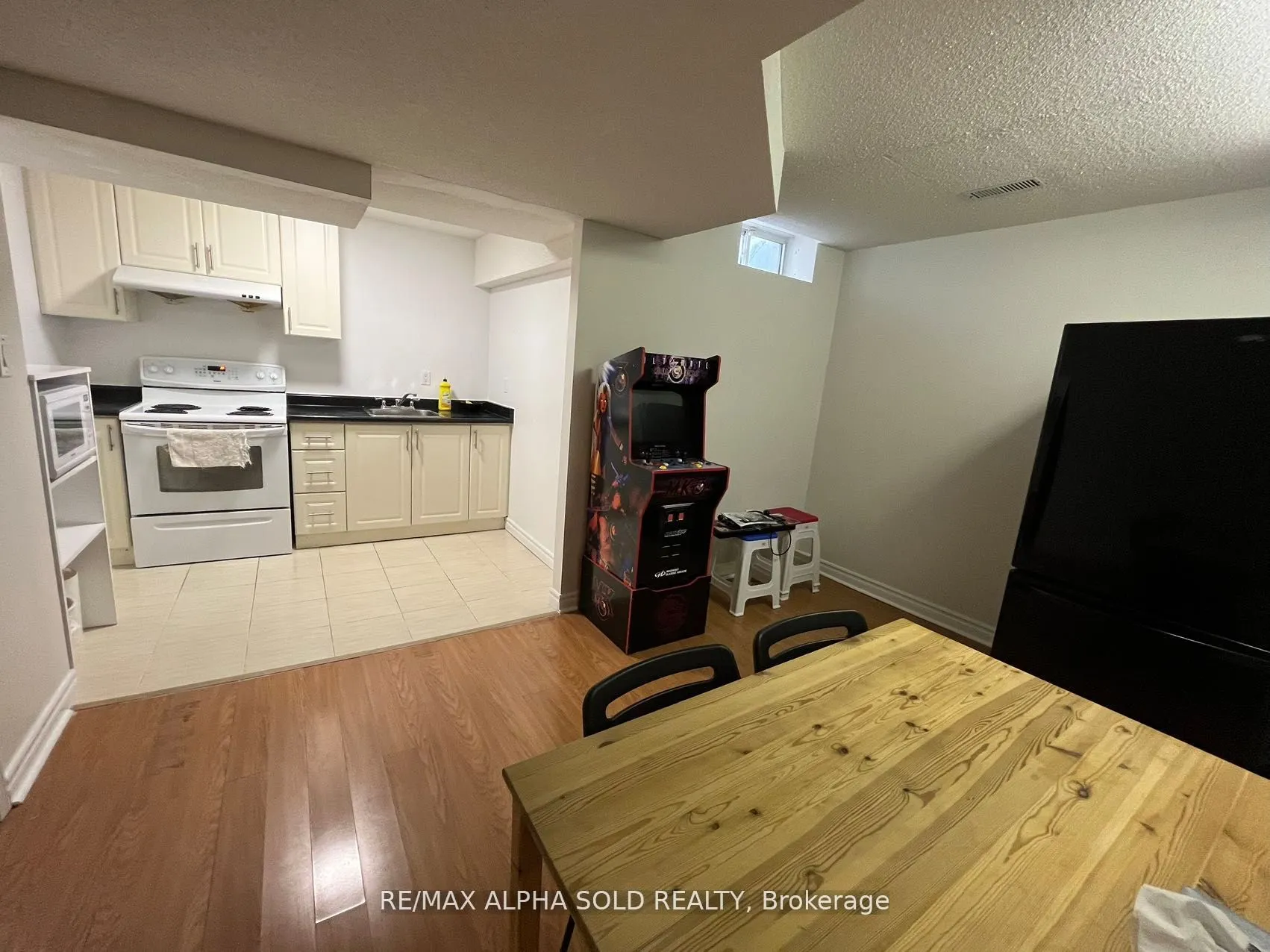 79 GREENSBORO Drive, #bsmt