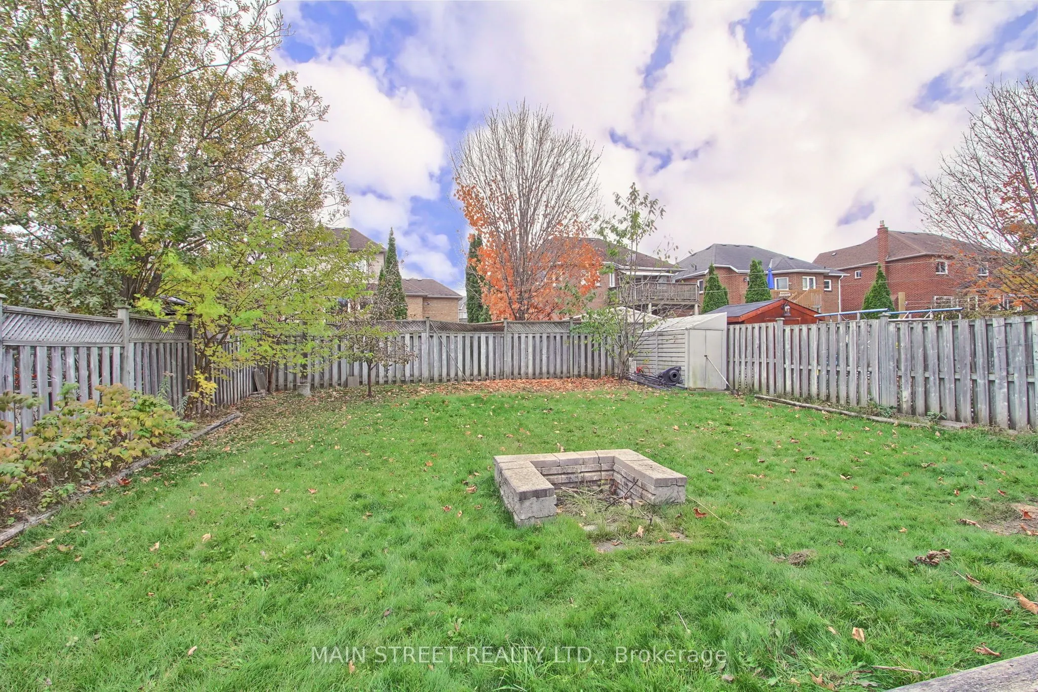 19 Natanya Boulevard