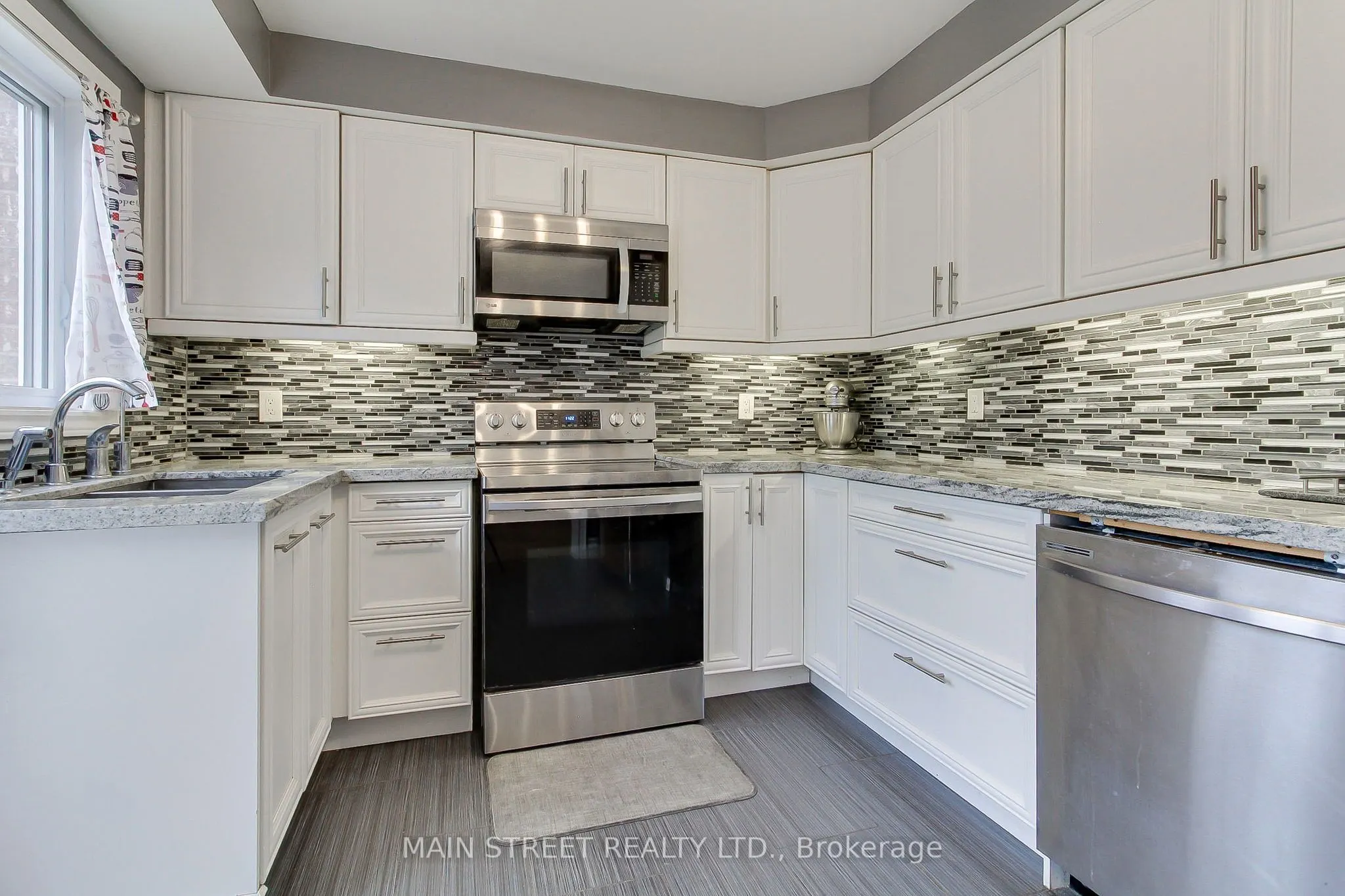 19 Natanya Boulevard