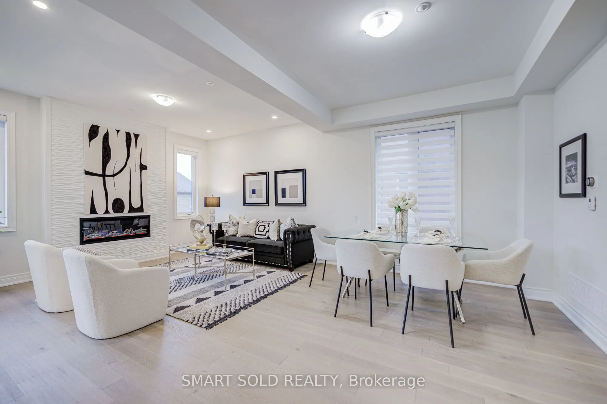 112 Carriage Shop Bend