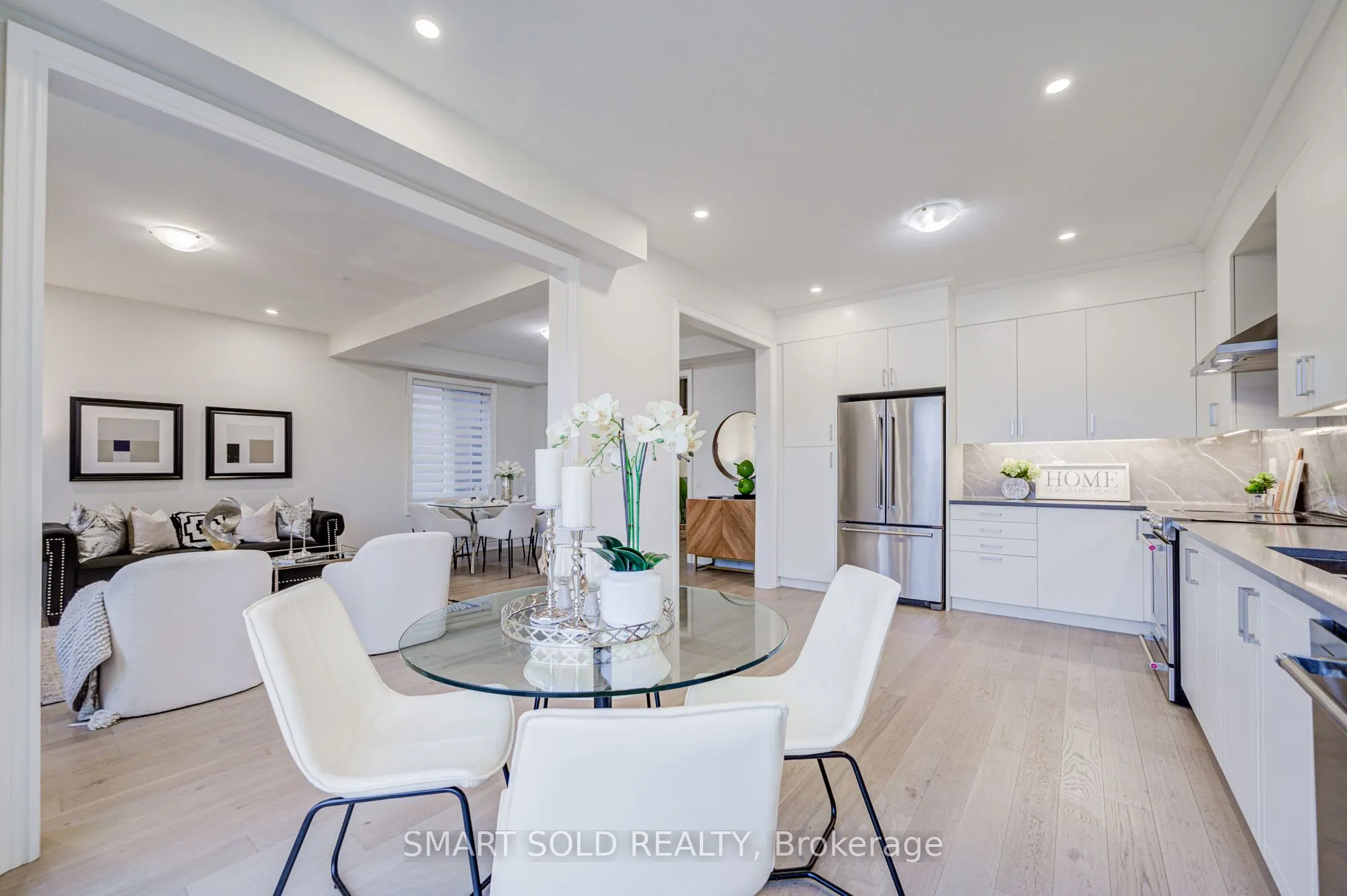 112 Carriage Shop Bend