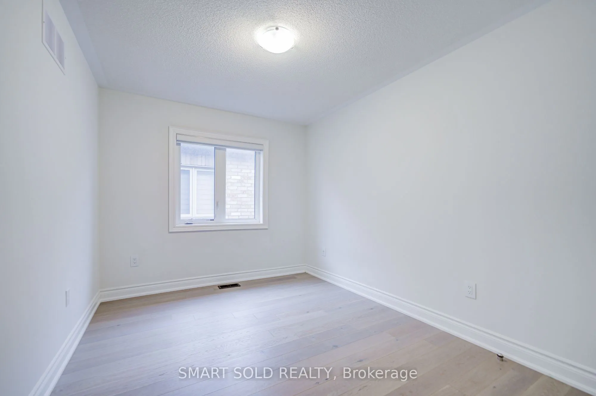 112 Carriage Shop Bend