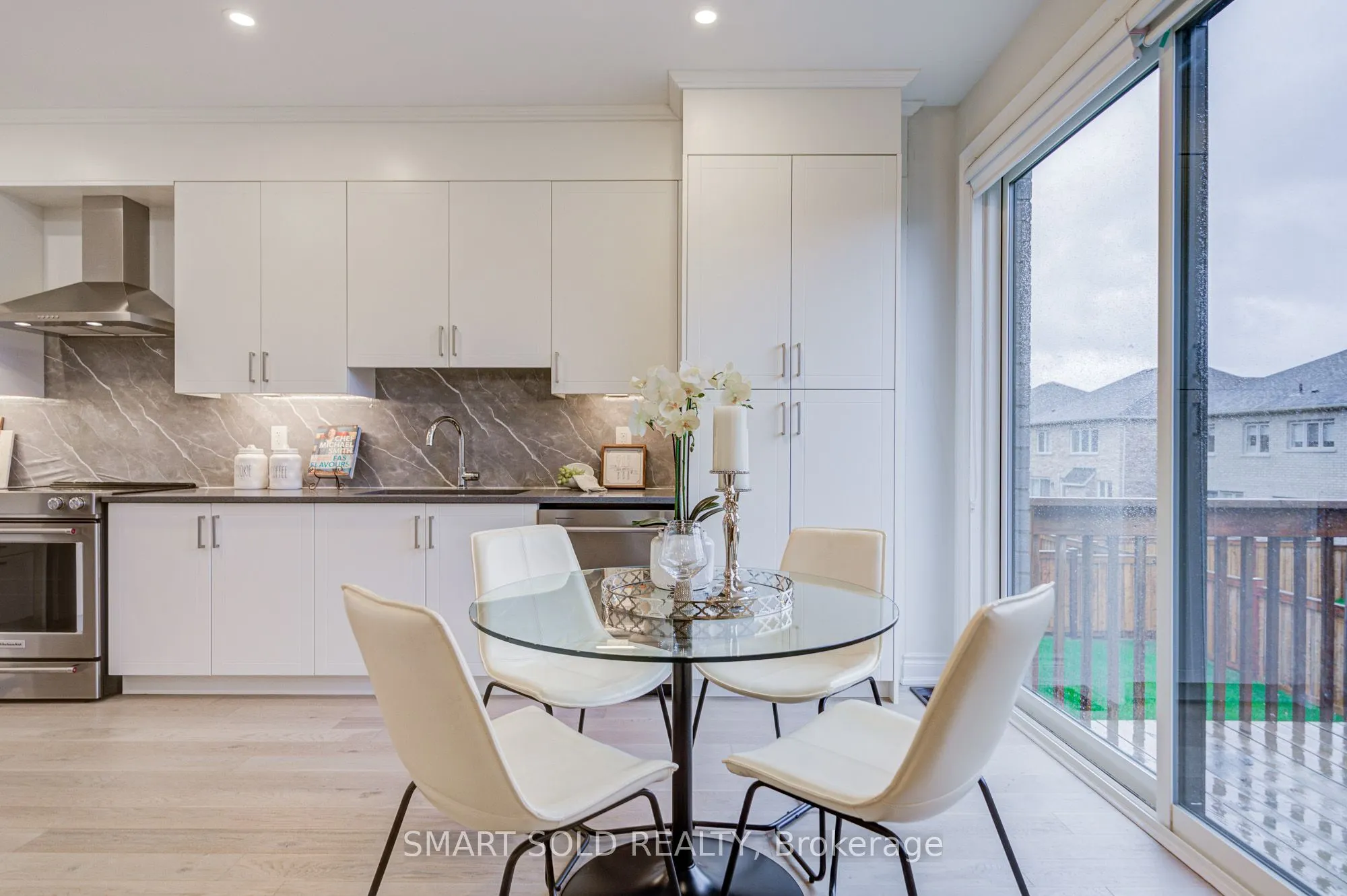 112 Carriage Shop Bend