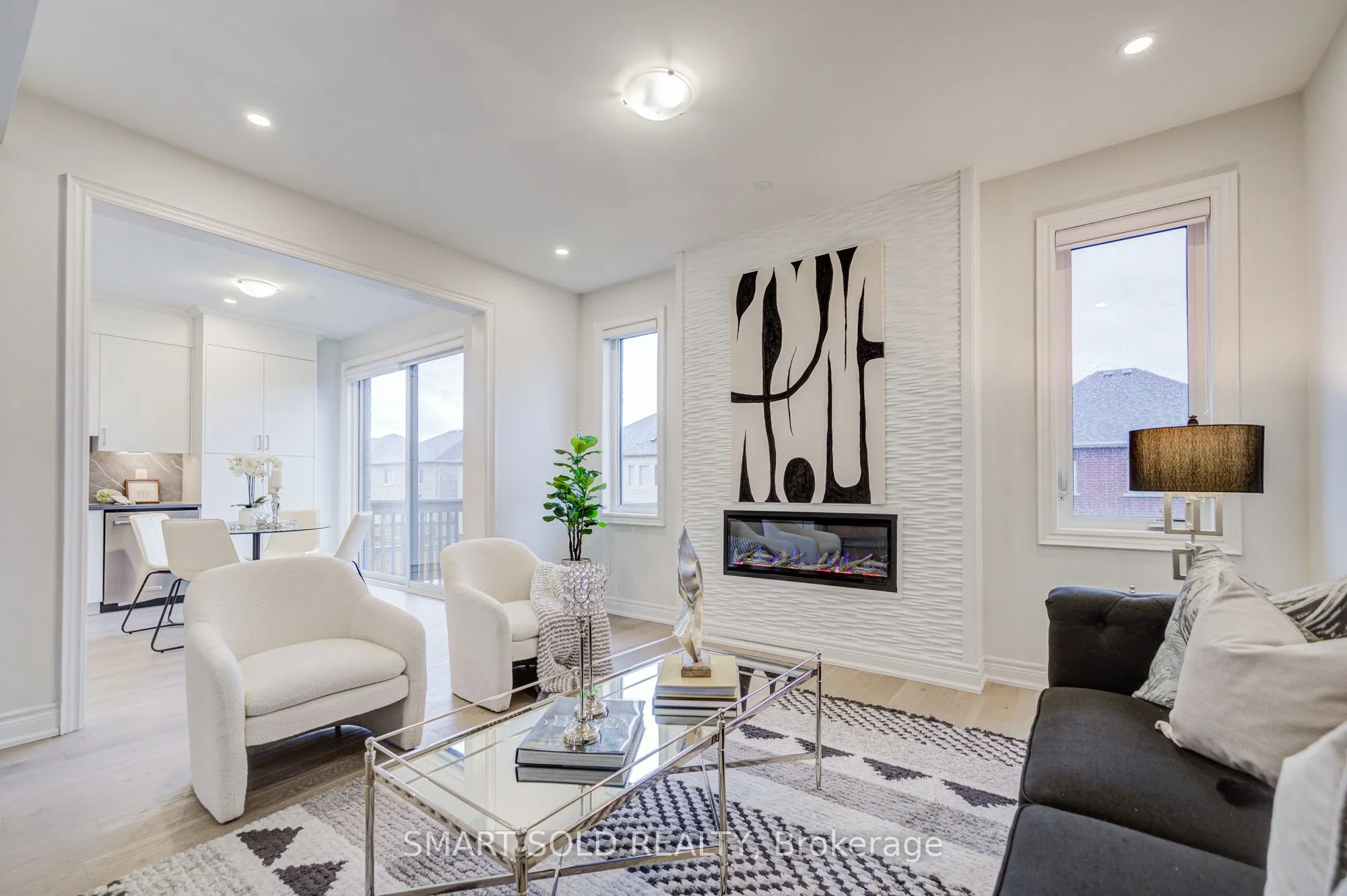 112 Carriage Shop Bend