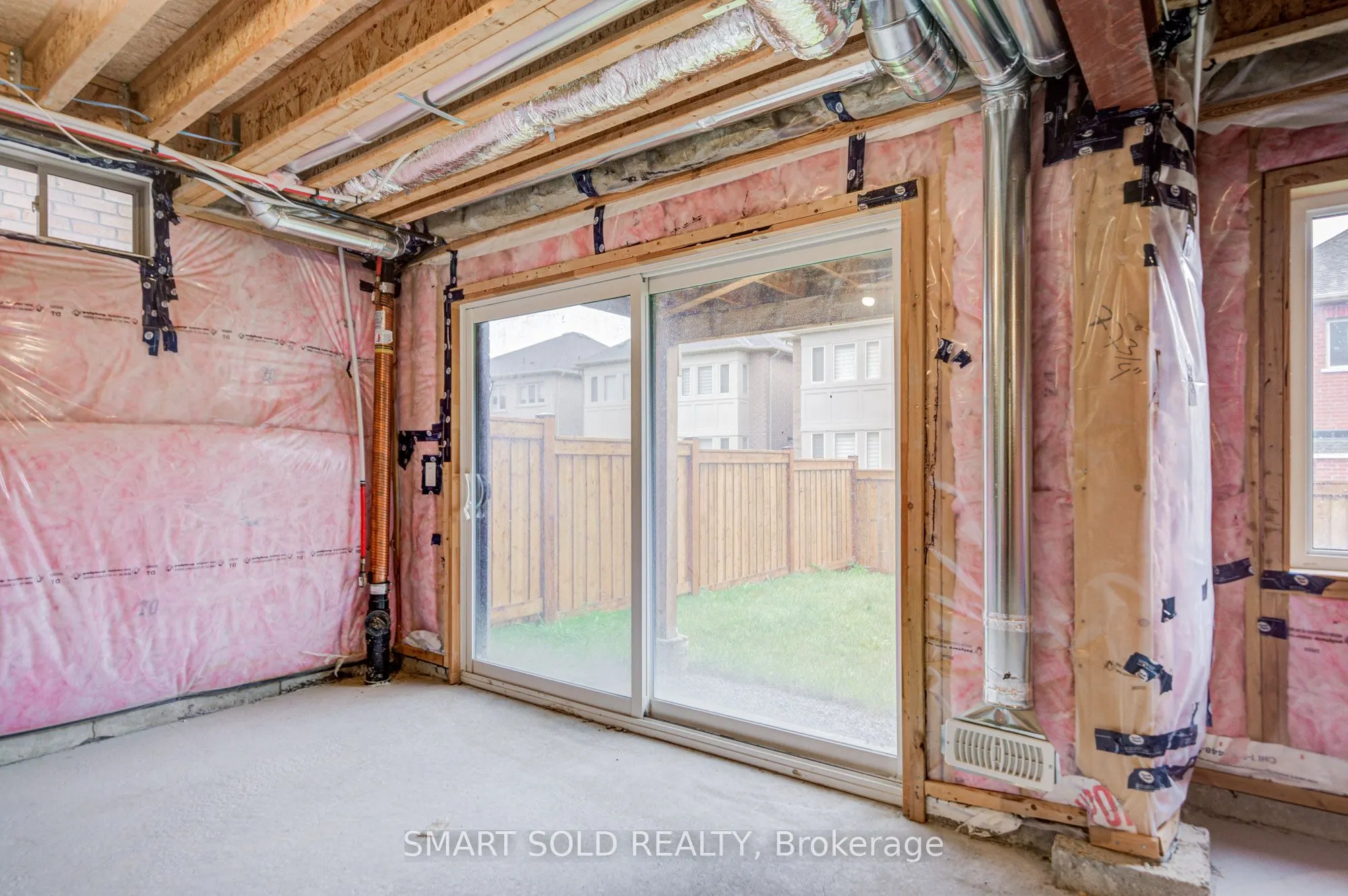 112 Carriage Shop Bend