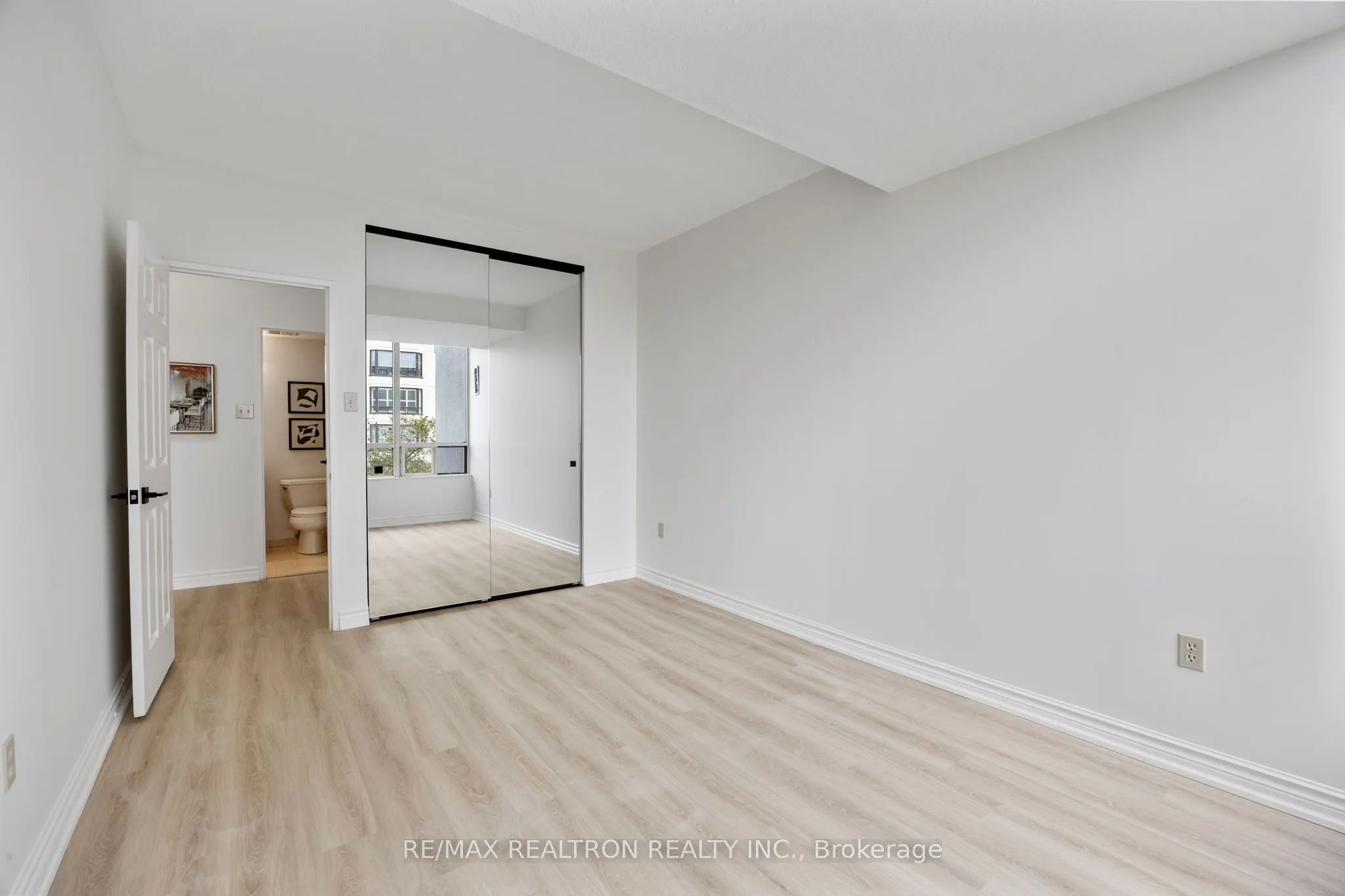 333 Clark Avenue W, ##316