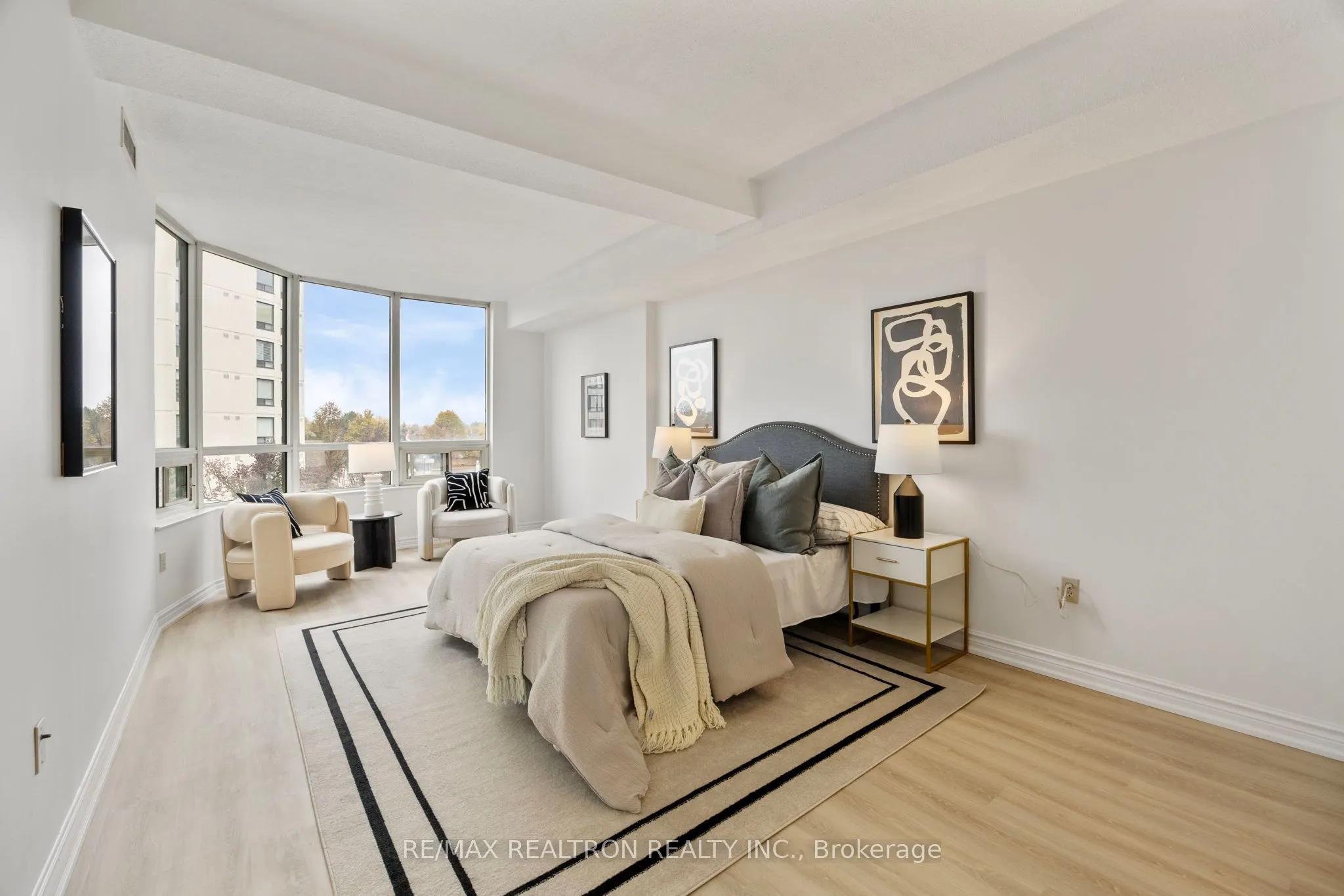 333 Clark Avenue W, ##316