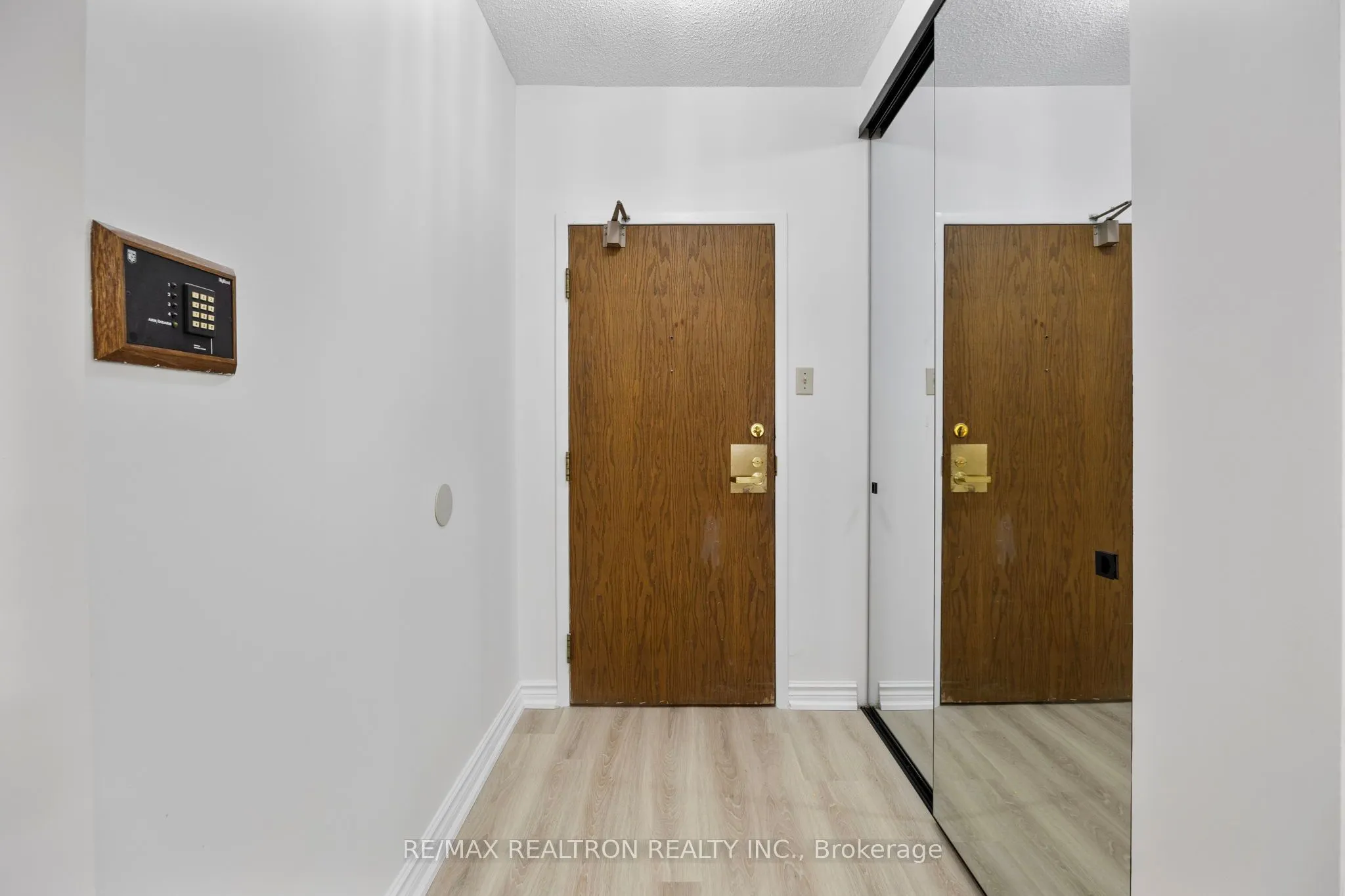 333 Clark Avenue W, ##316