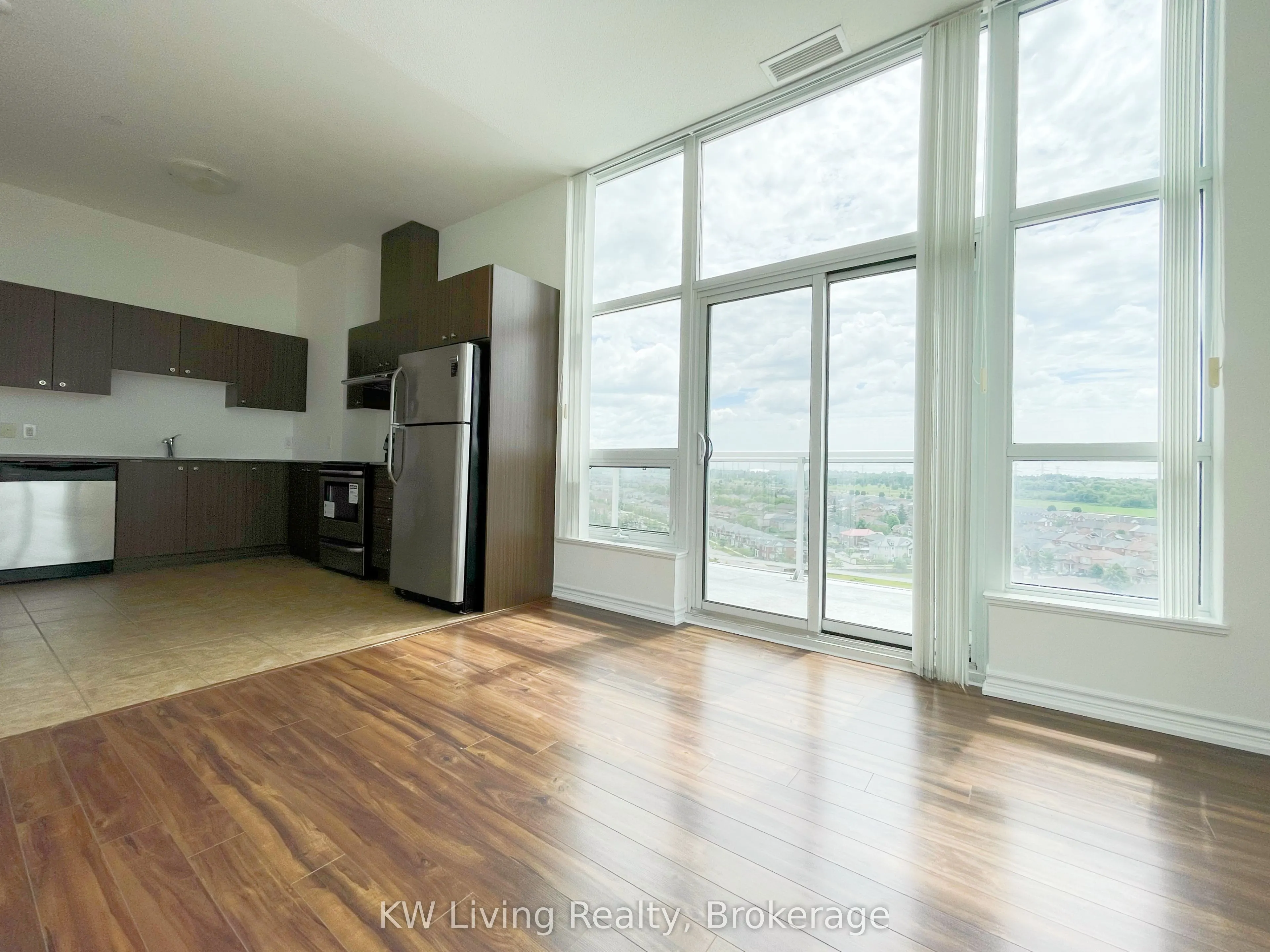 8323 Kennedy Road, #PH07