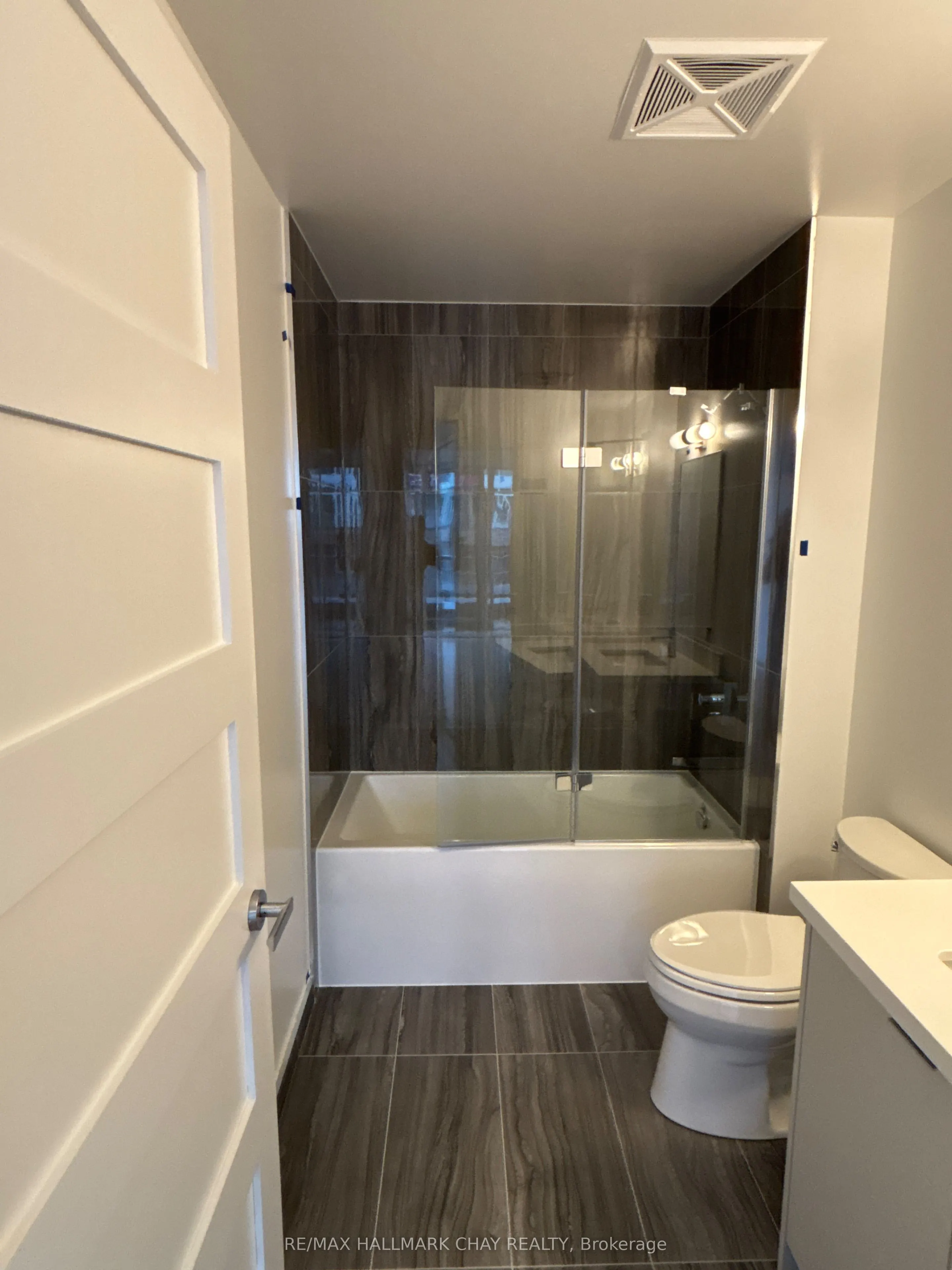 333 Sunseeker Avenue, #326