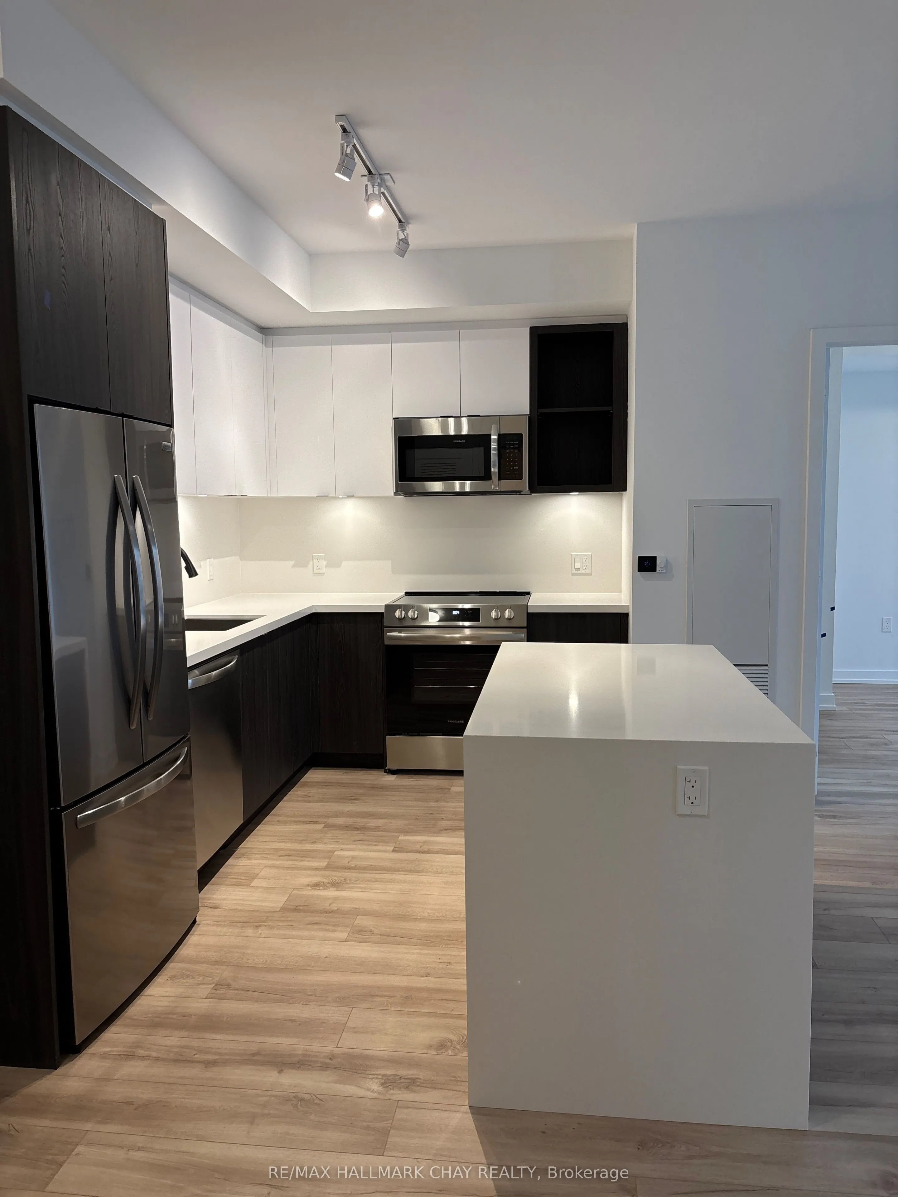 333 Sunseeker Avenue, #326