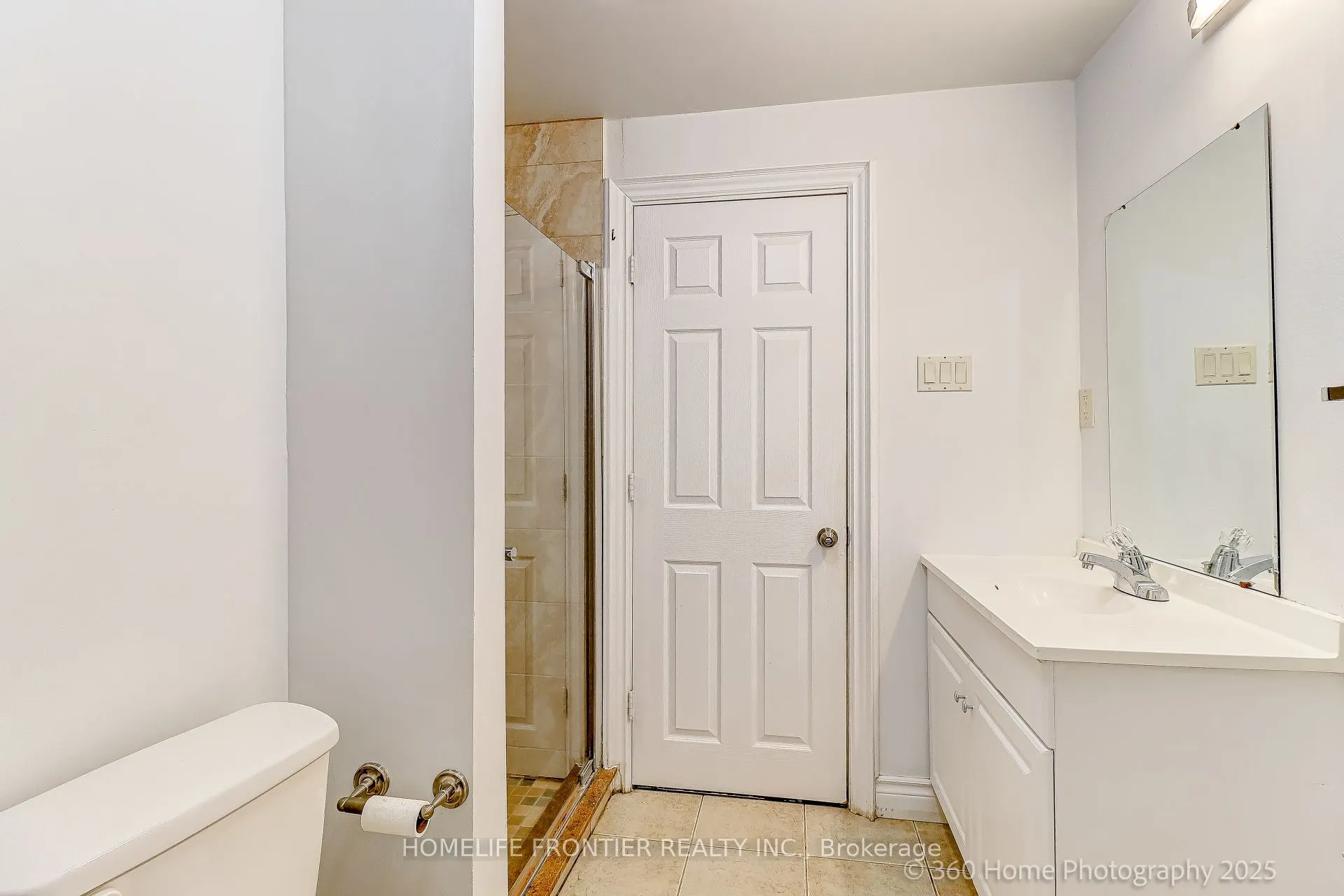 211 Kayla Crescent, #Lower