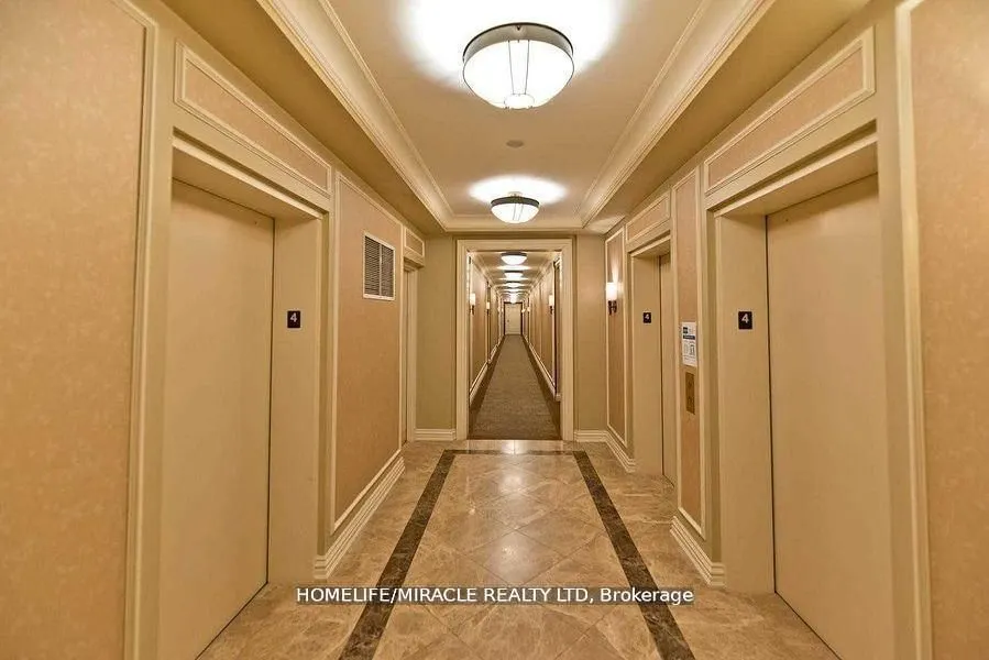 9235 Jane Street, #412