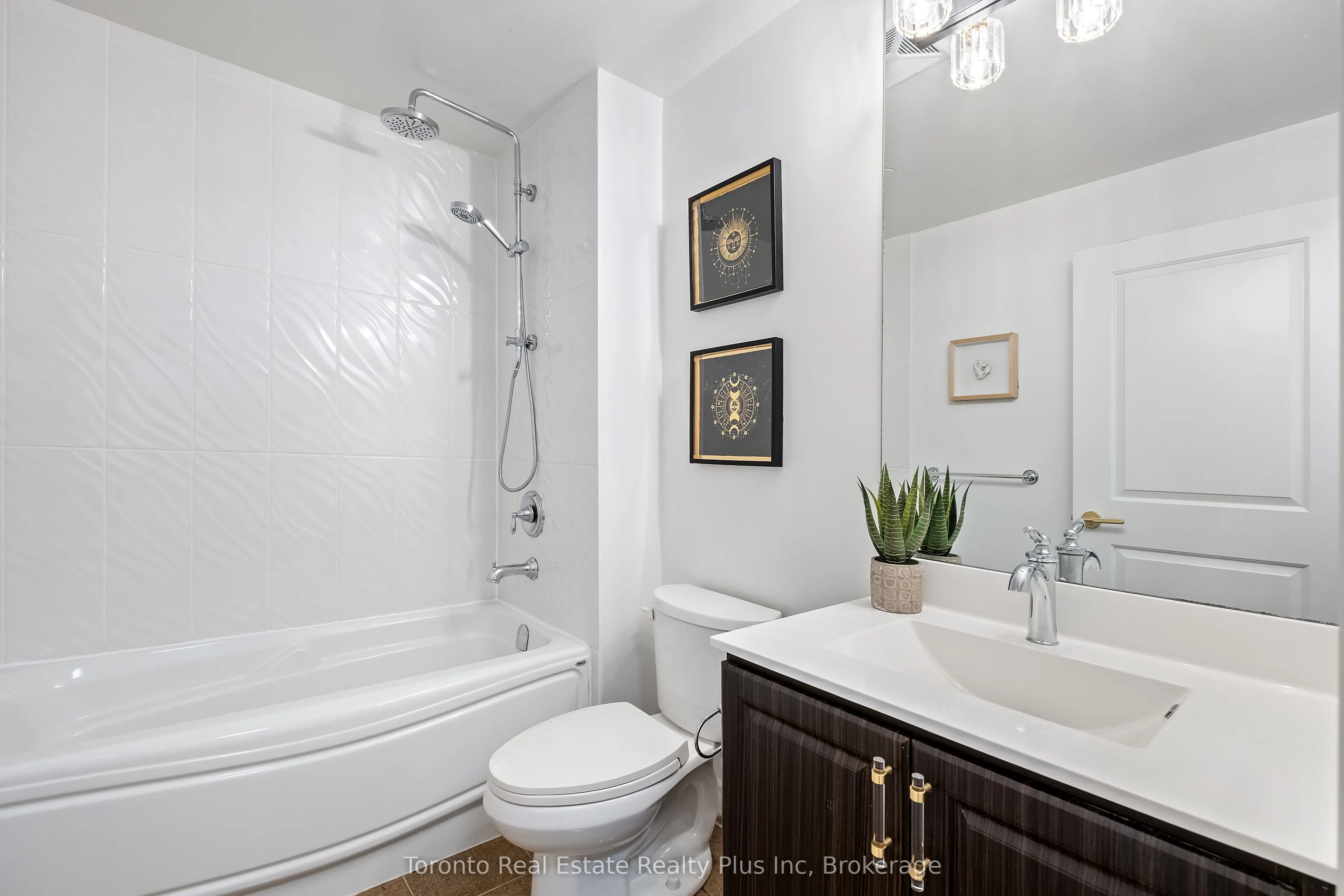 99 South Town Centre Boulevard, #711