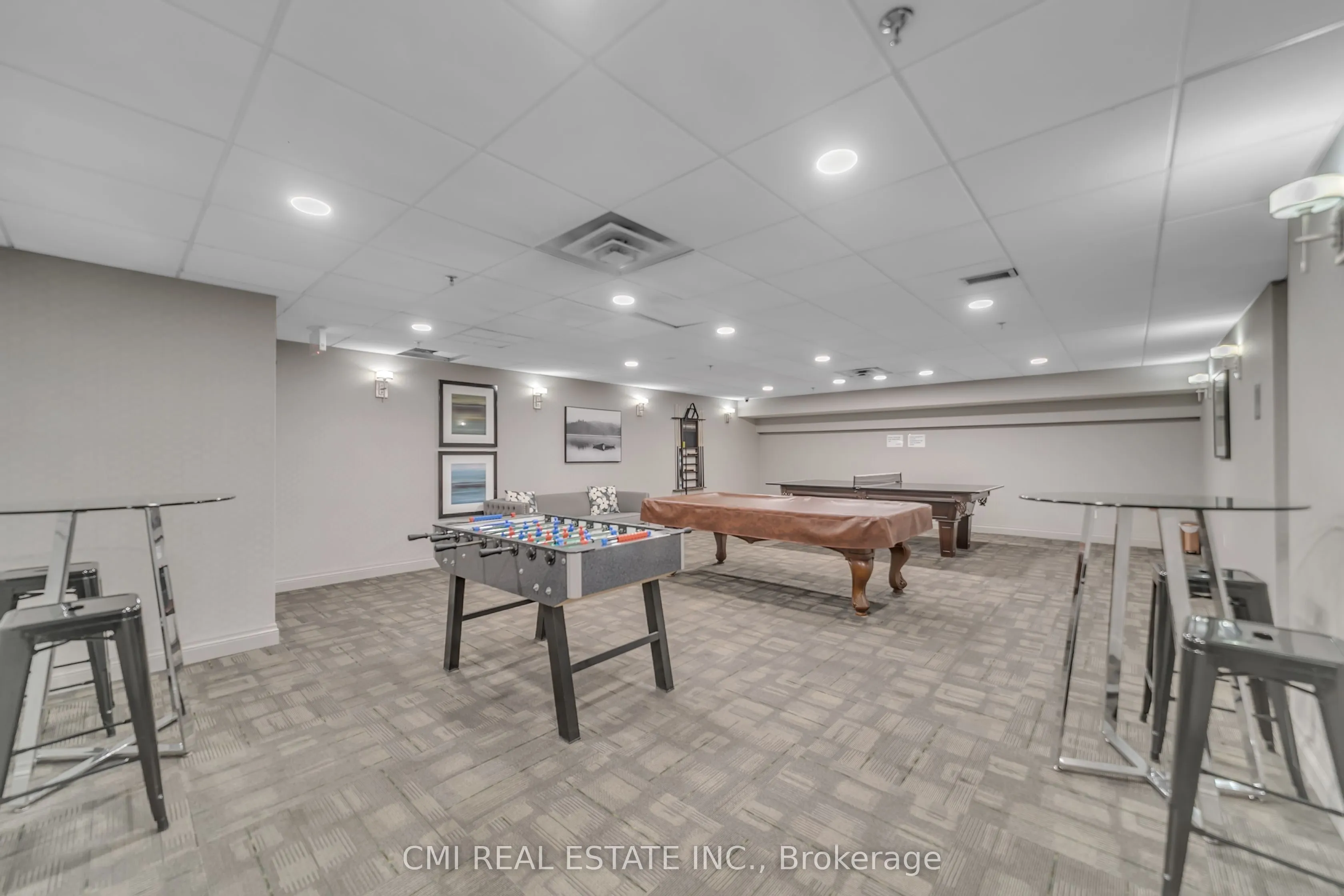 309 Major Mackenzie Drive E, #805