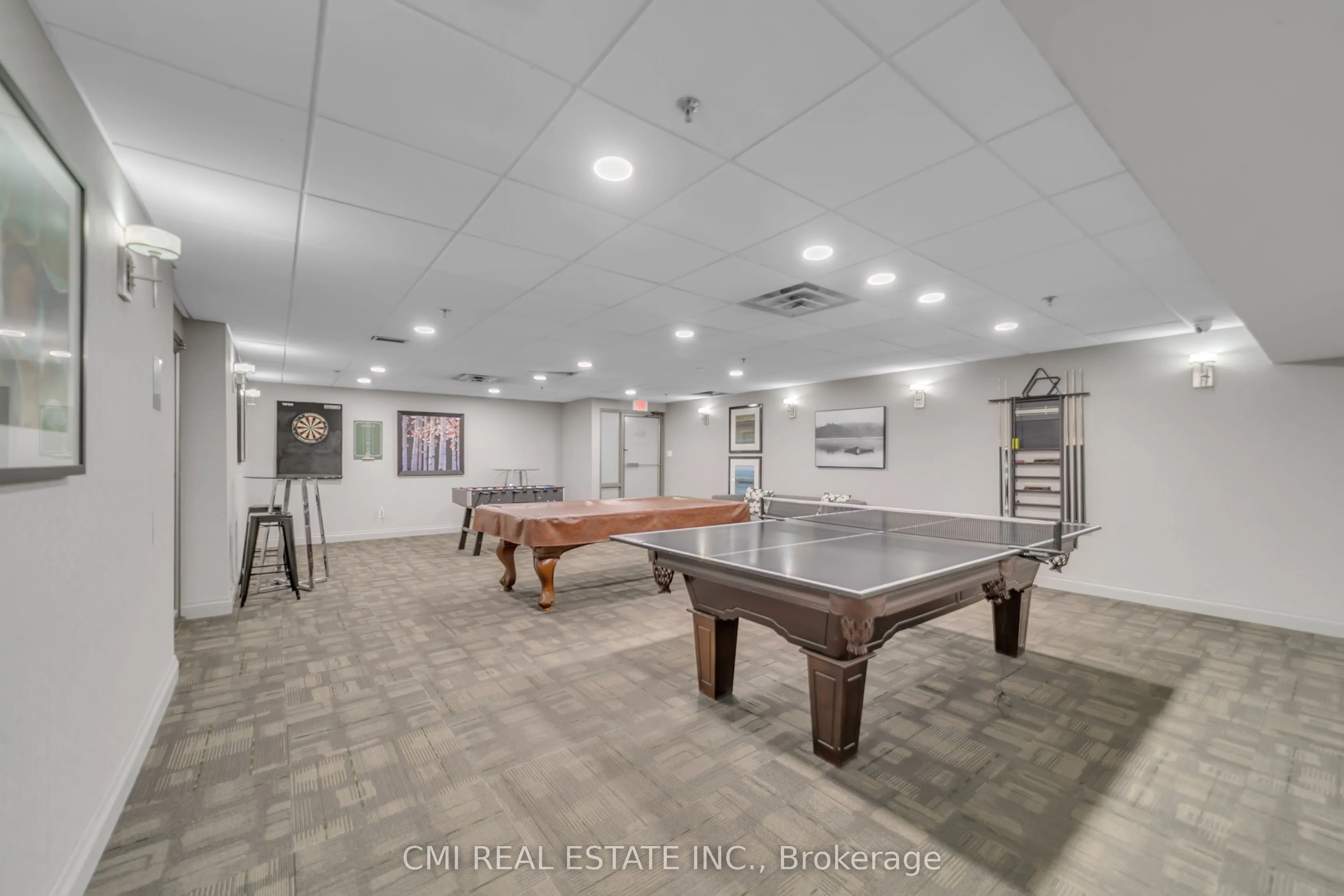 309 Major Mackenzie Drive E, #805