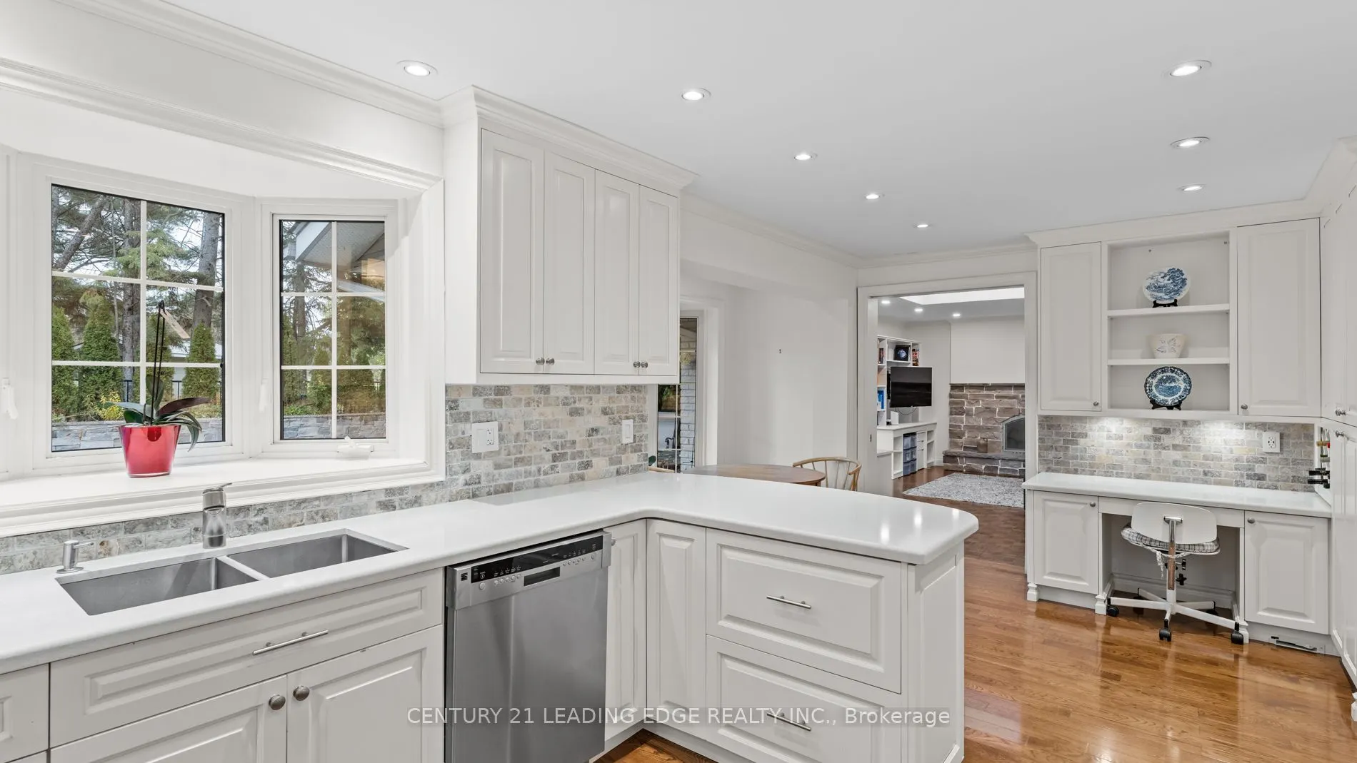 34 Forest Park Crescent