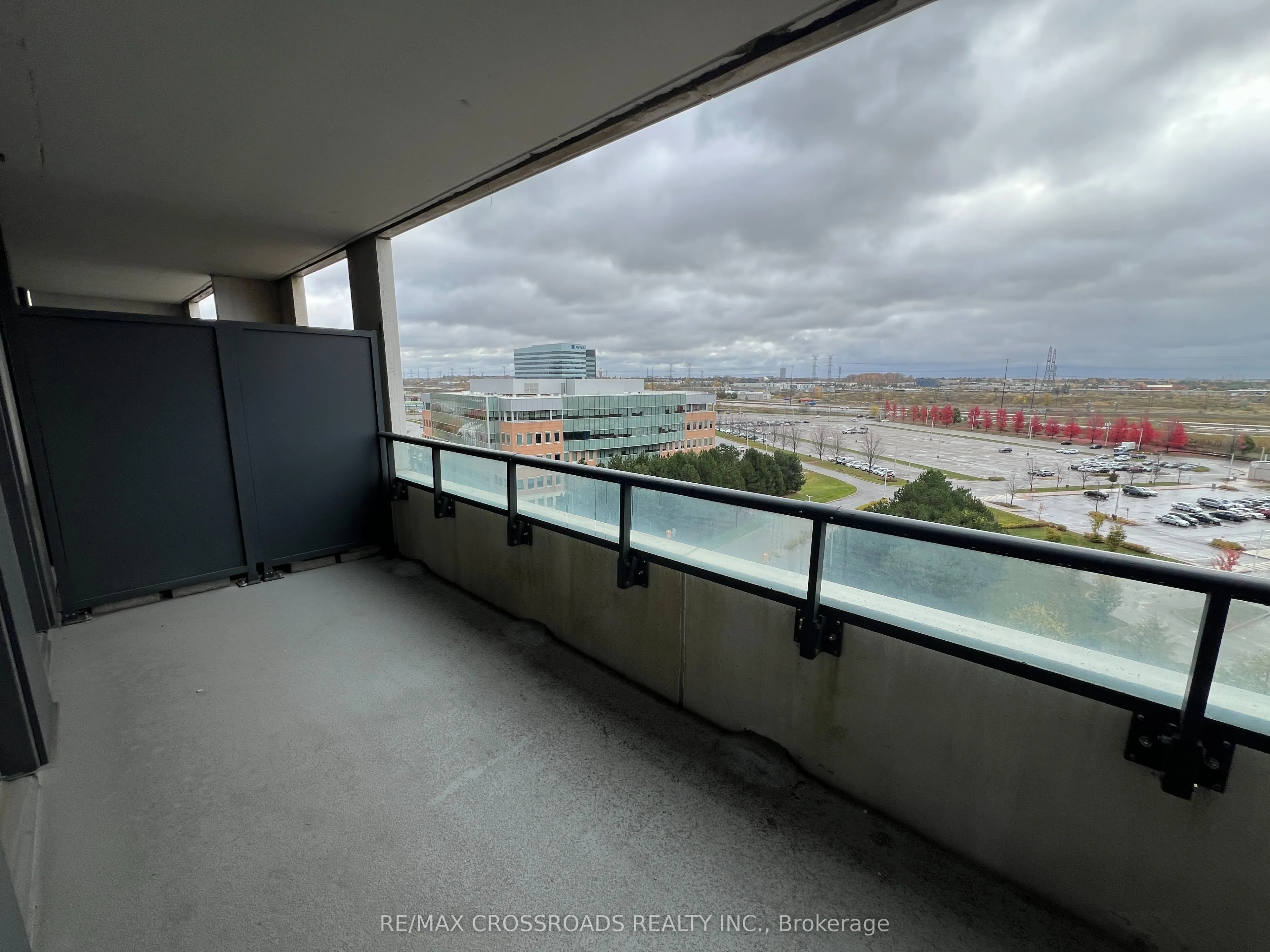 8 Rouge Valley Drive, #907