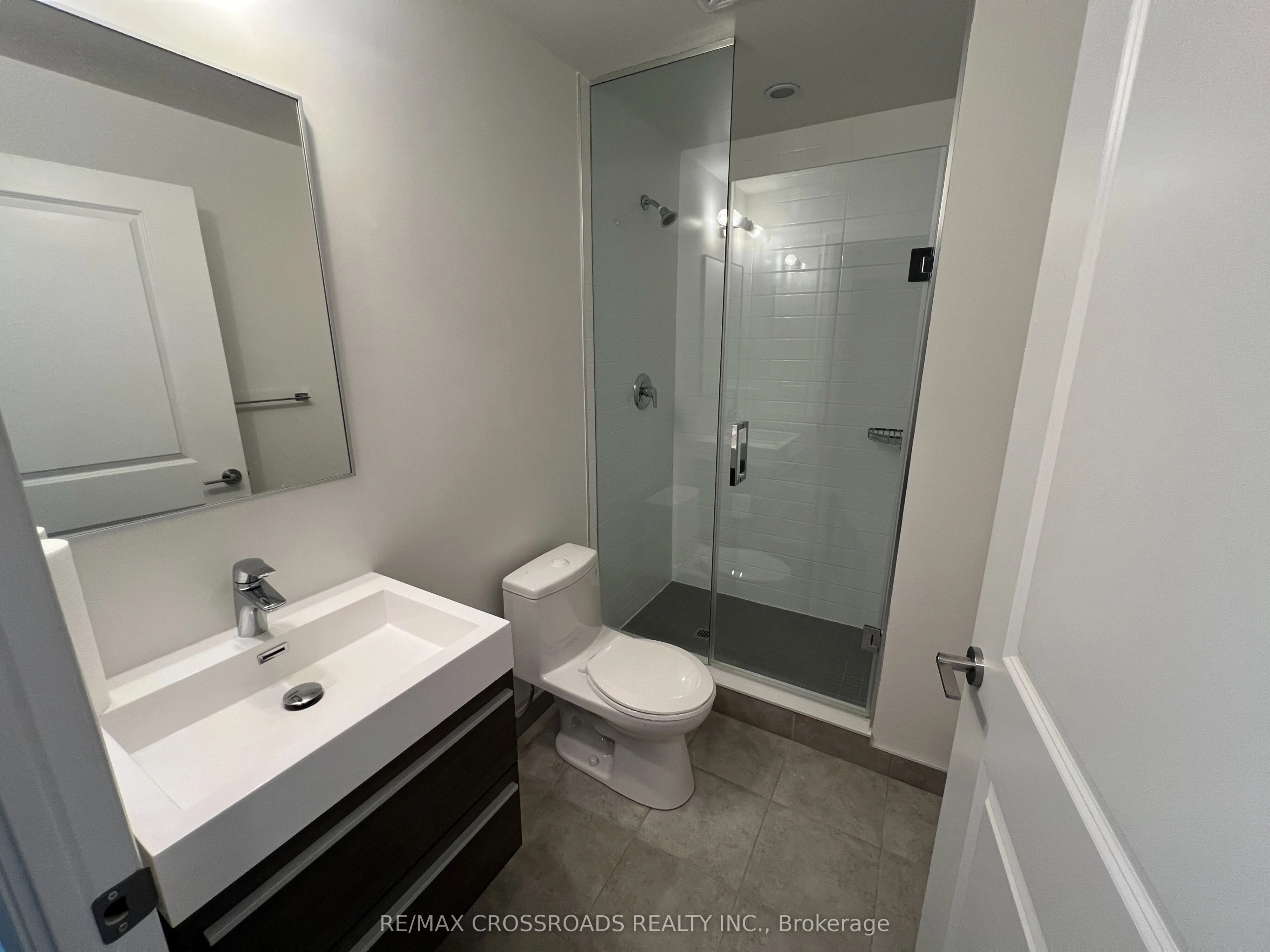 8 Rouge Valley Drive, #907