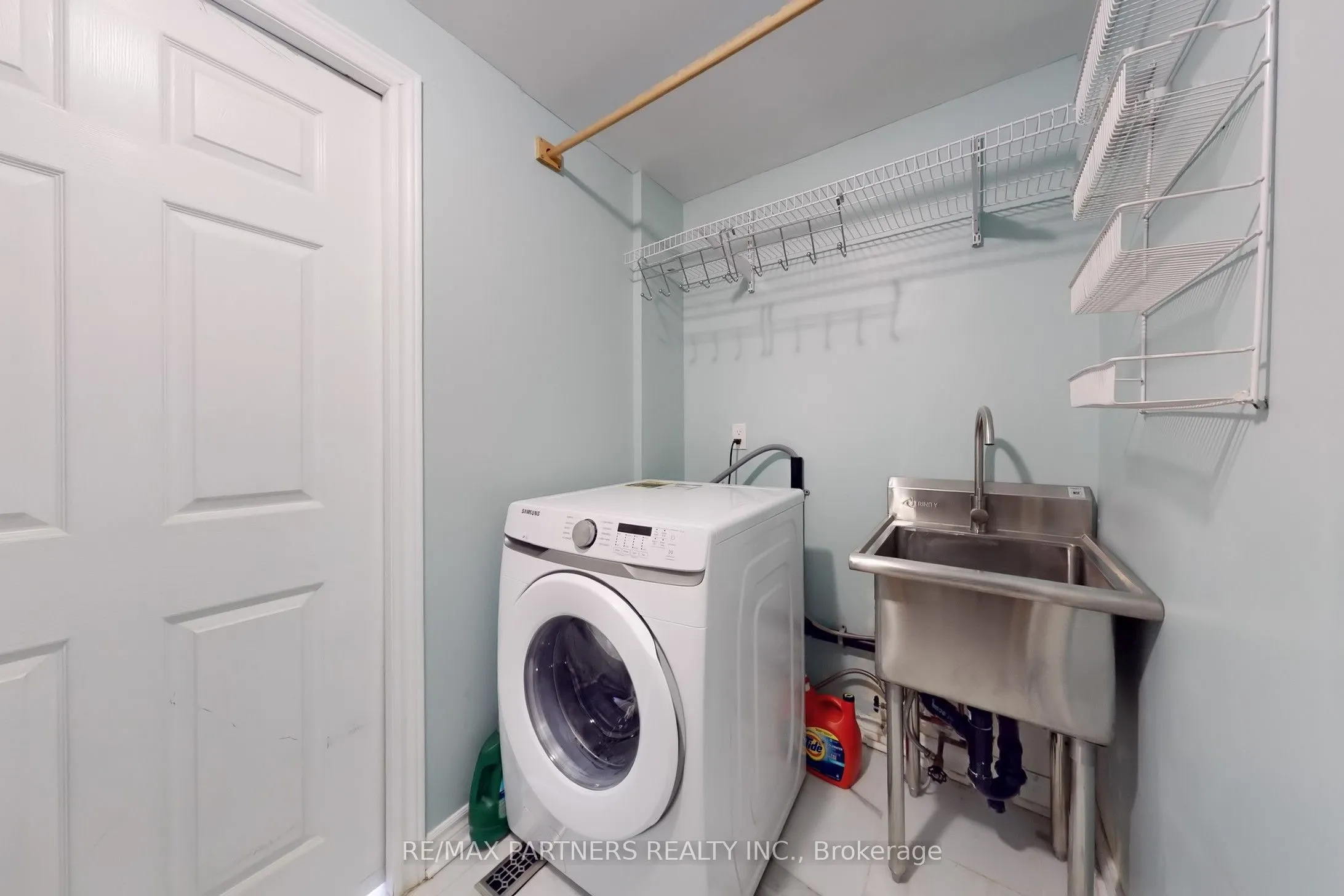 107 WORTHINGTON Avenue