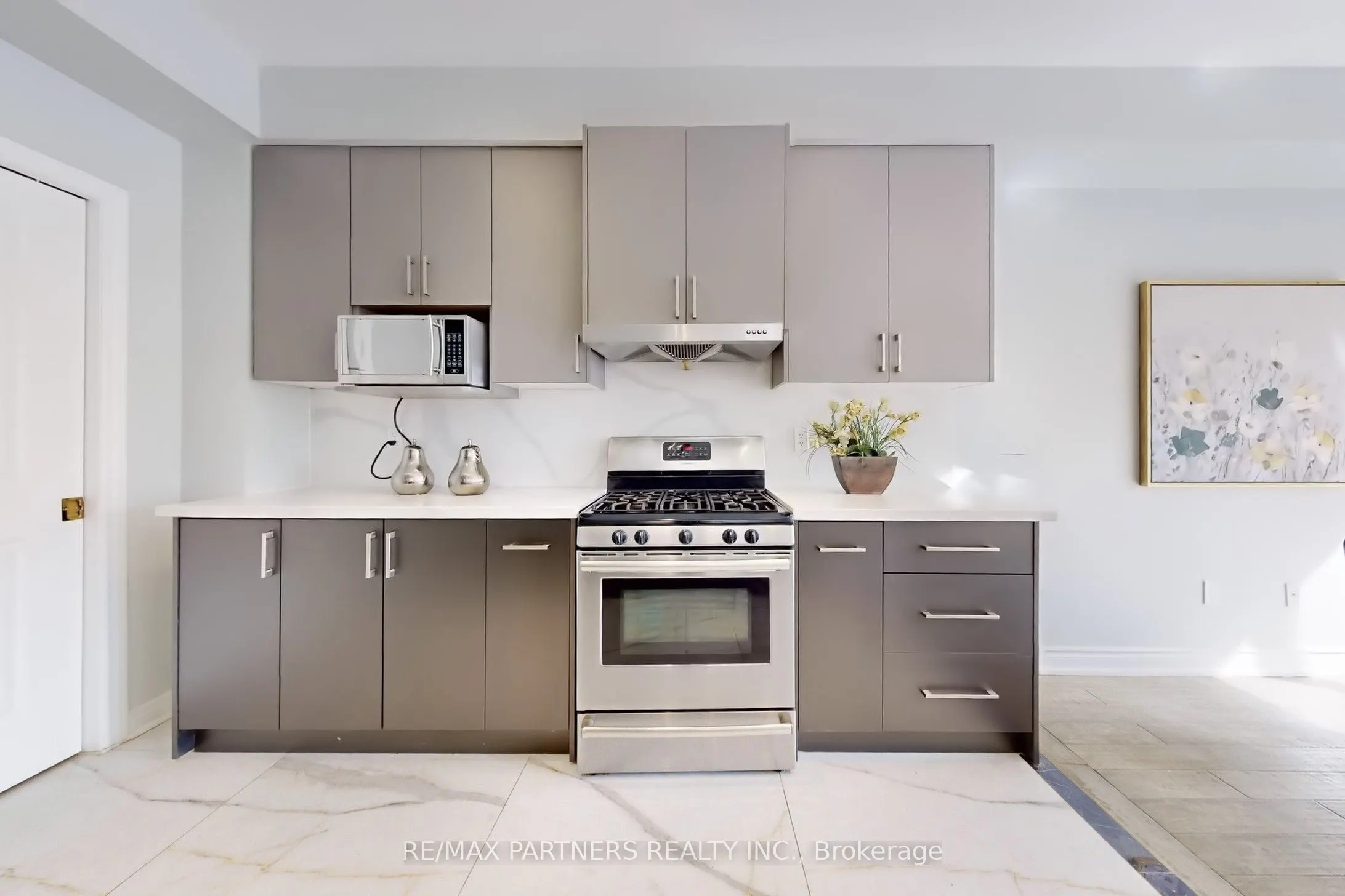 107 WORTHINGTON Avenue