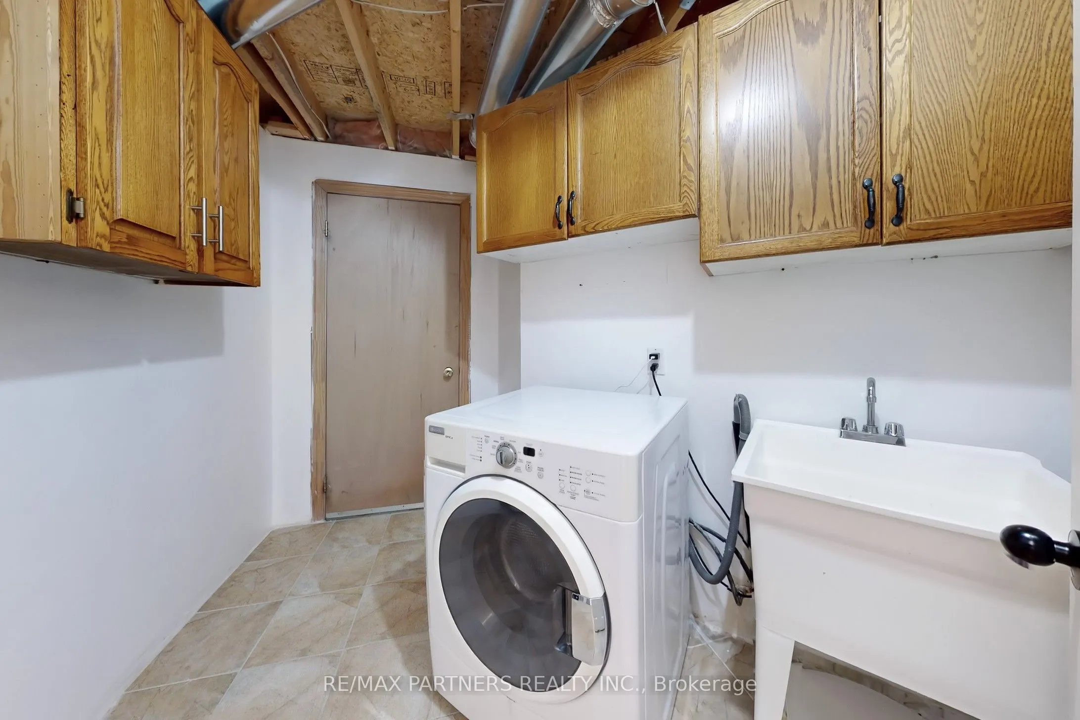 107 WORTHINGTON Avenue