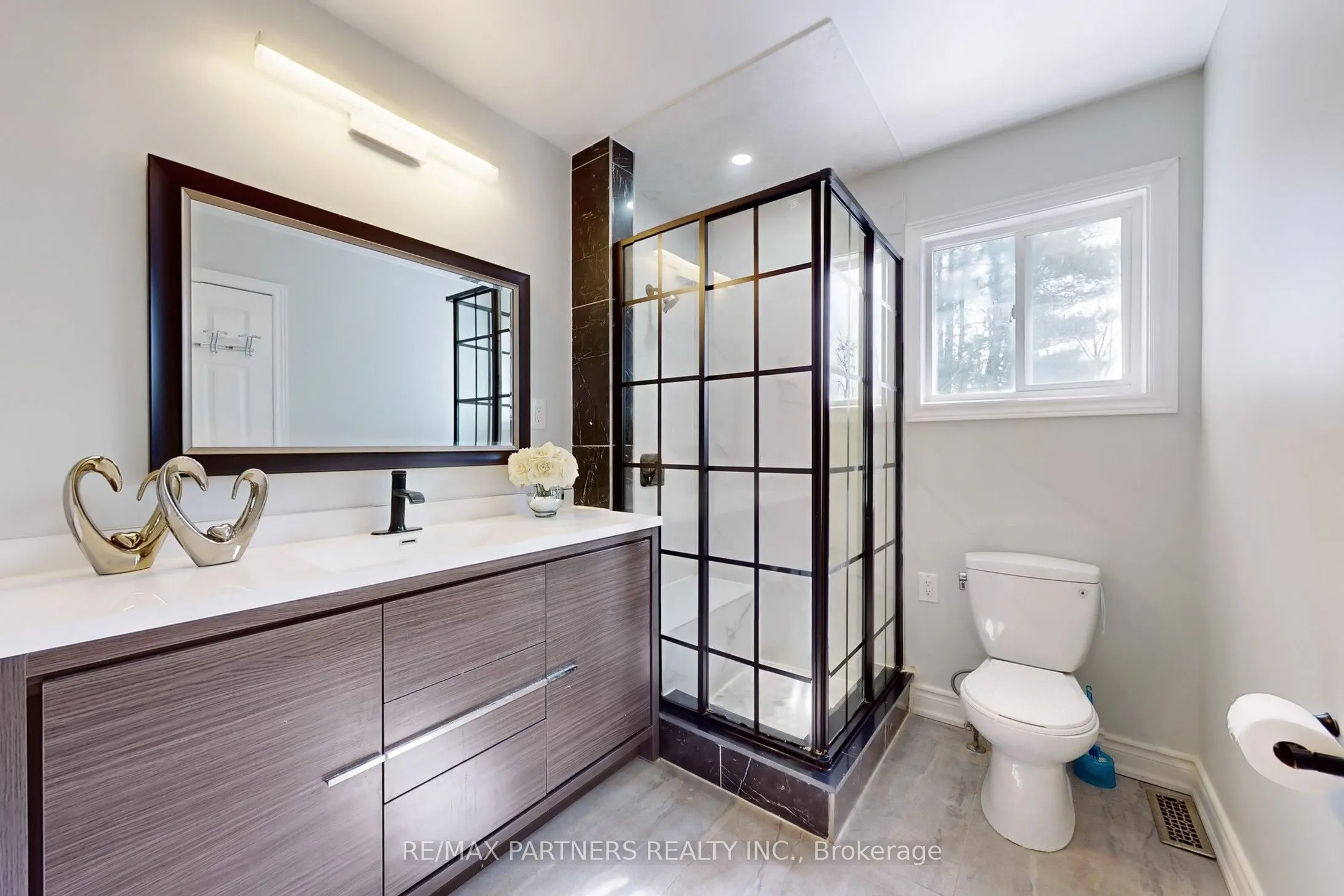 107 WORTHINGTON Avenue