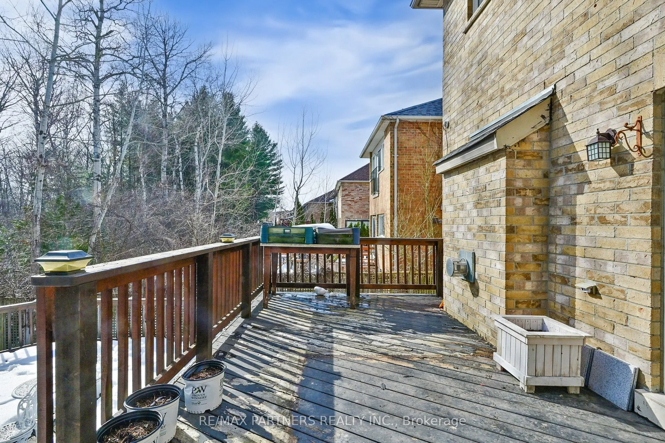 107 WORTHINGTON Avenue