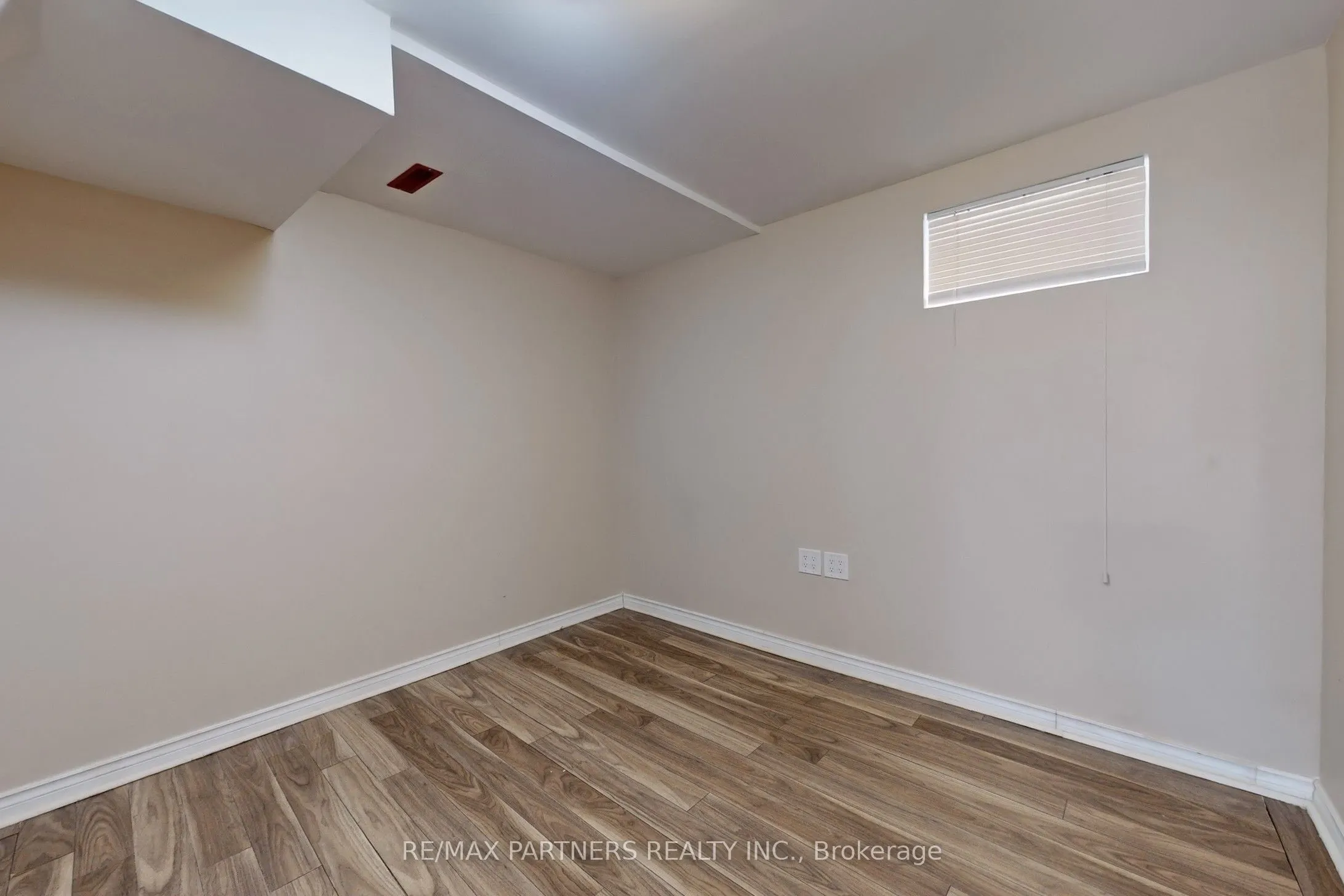 107 WORTHINGTON Avenue