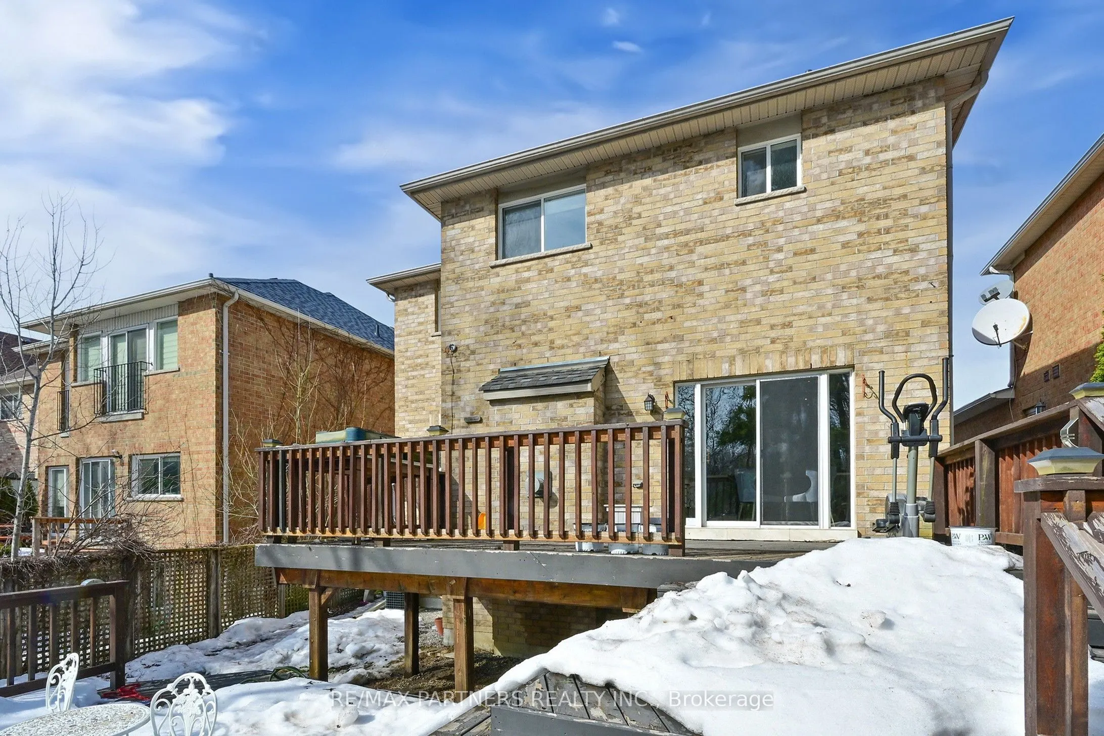 107 WORTHINGTON Avenue