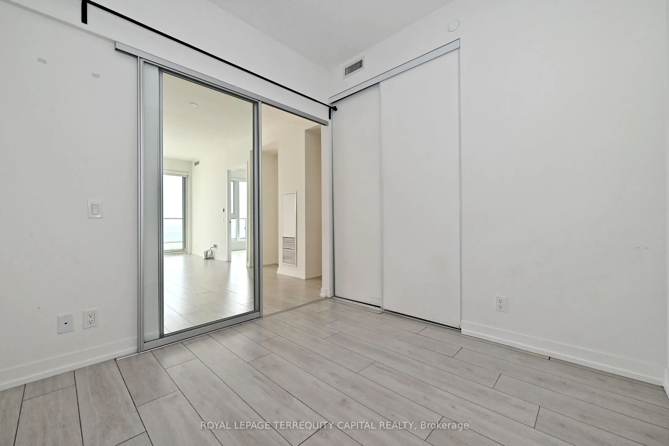 5 Buttermill Avenue, #4808