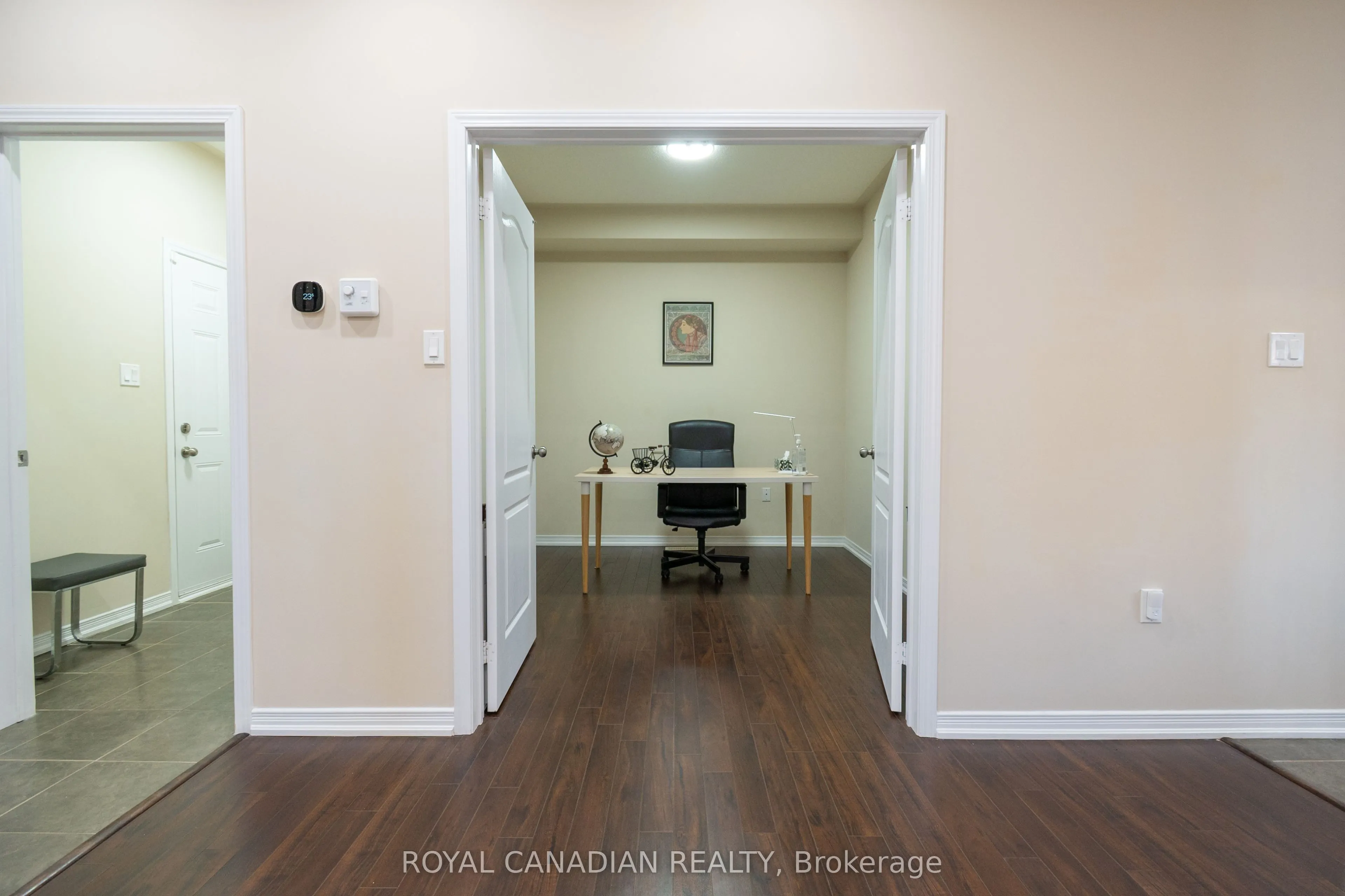 213 Richardson Crescent