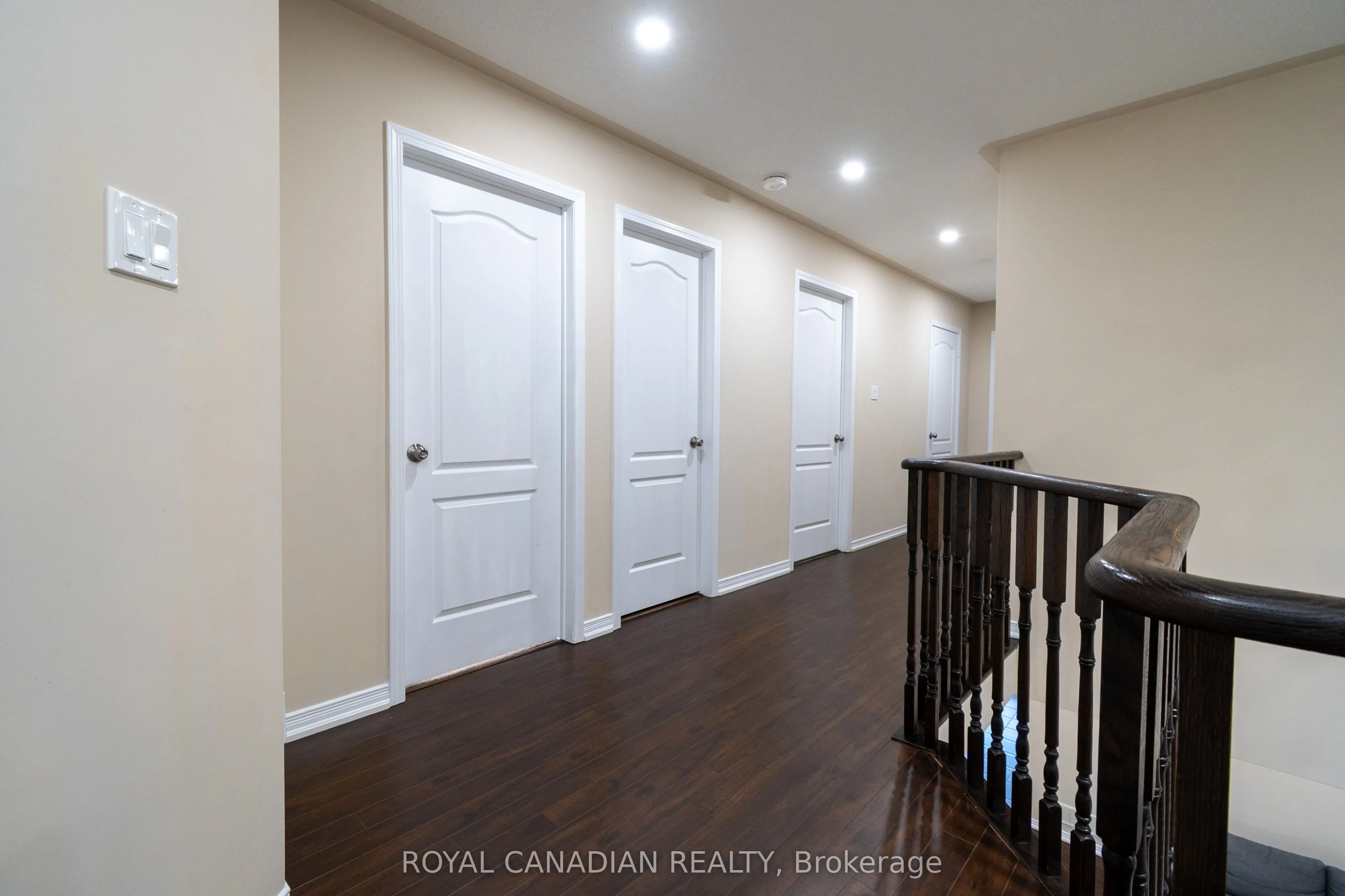 213 Richardson Crescent