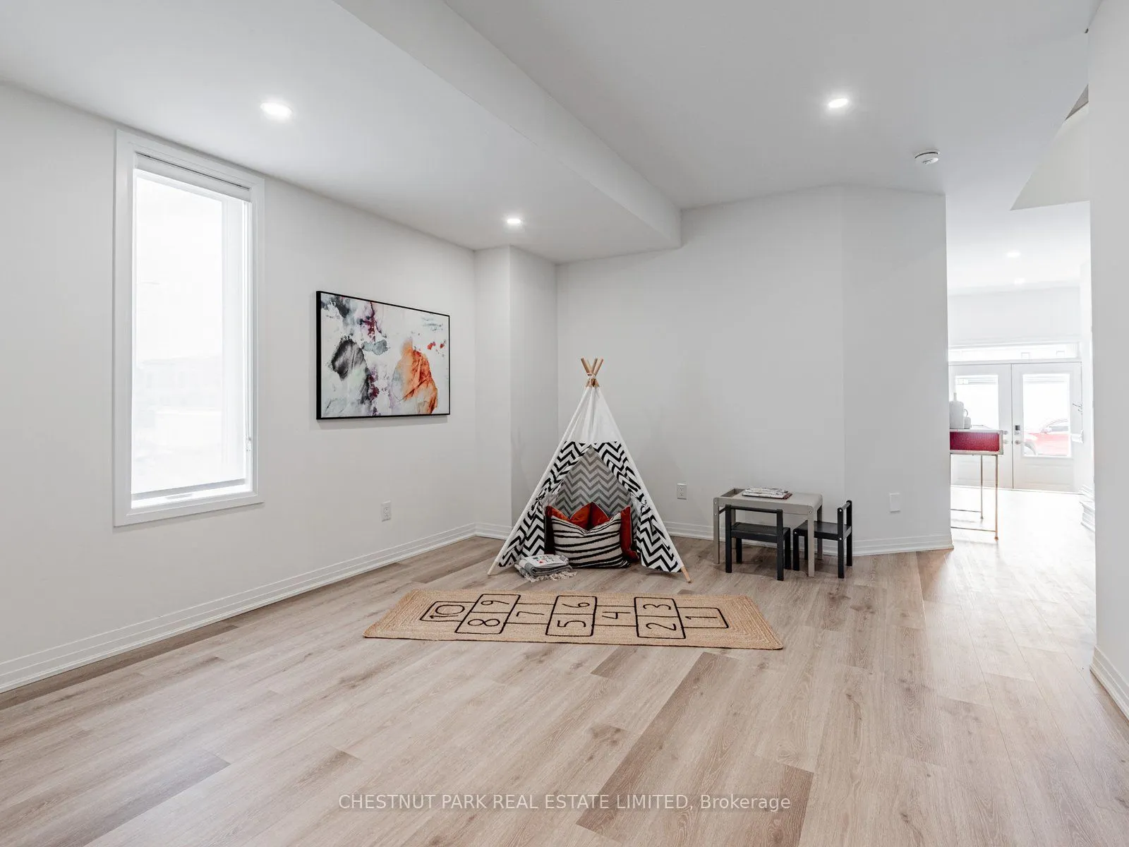 50 Robert Eaton Avenue