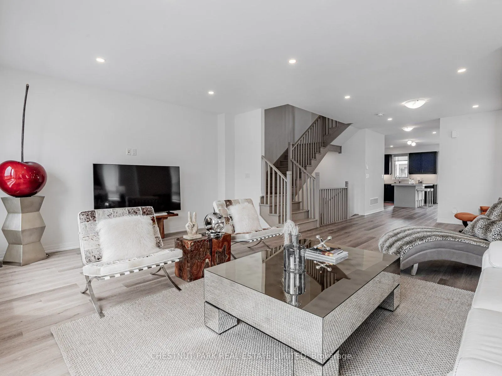 50 Robert Eaton Avenue