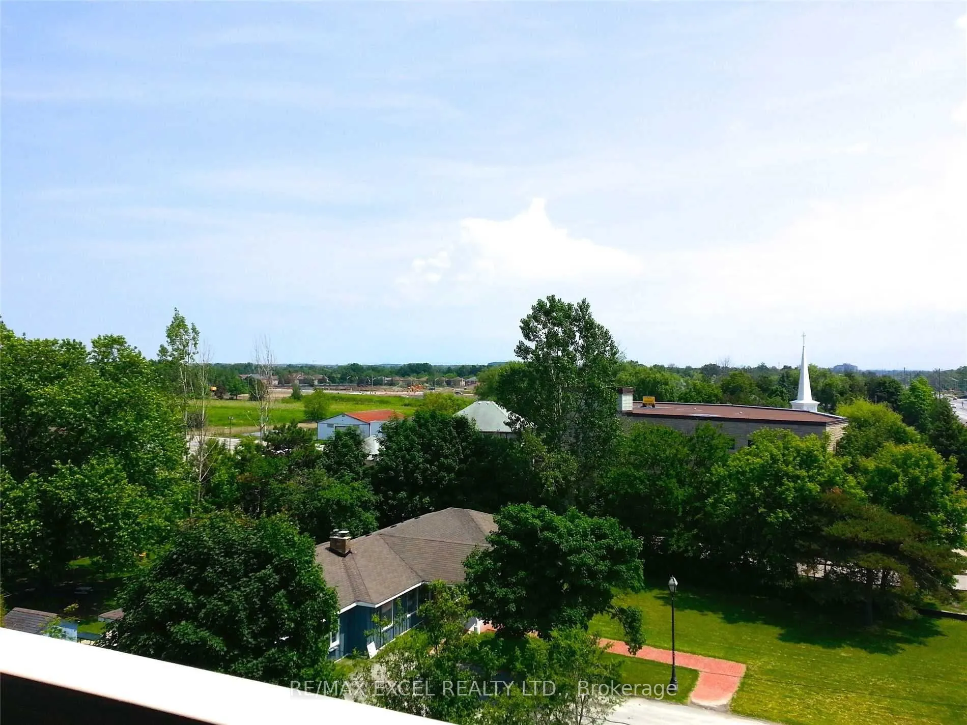 1 Verclaire Gate, #404