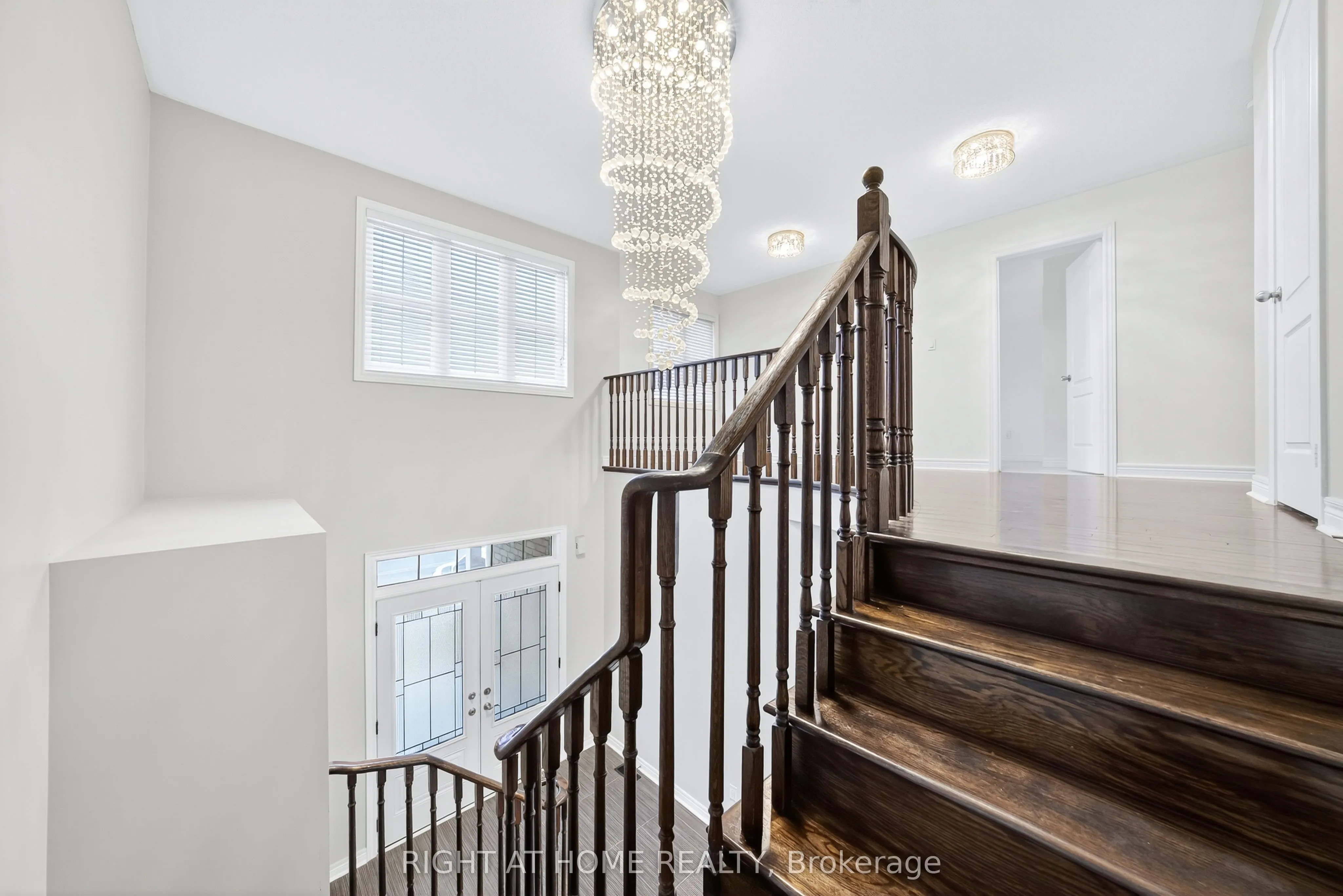 193 Blue Dasher Boulevard