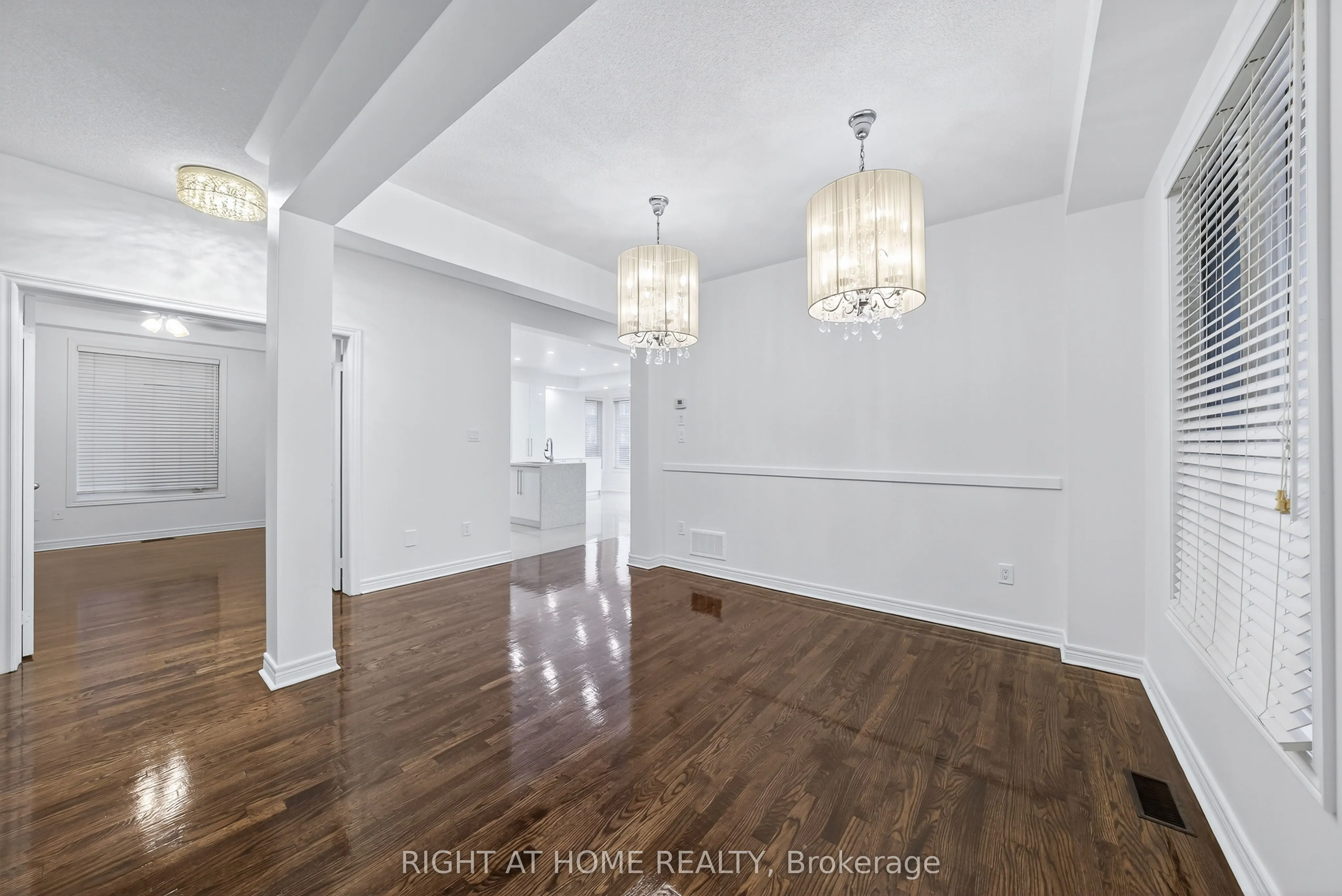 193 Blue Dasher Boulevard