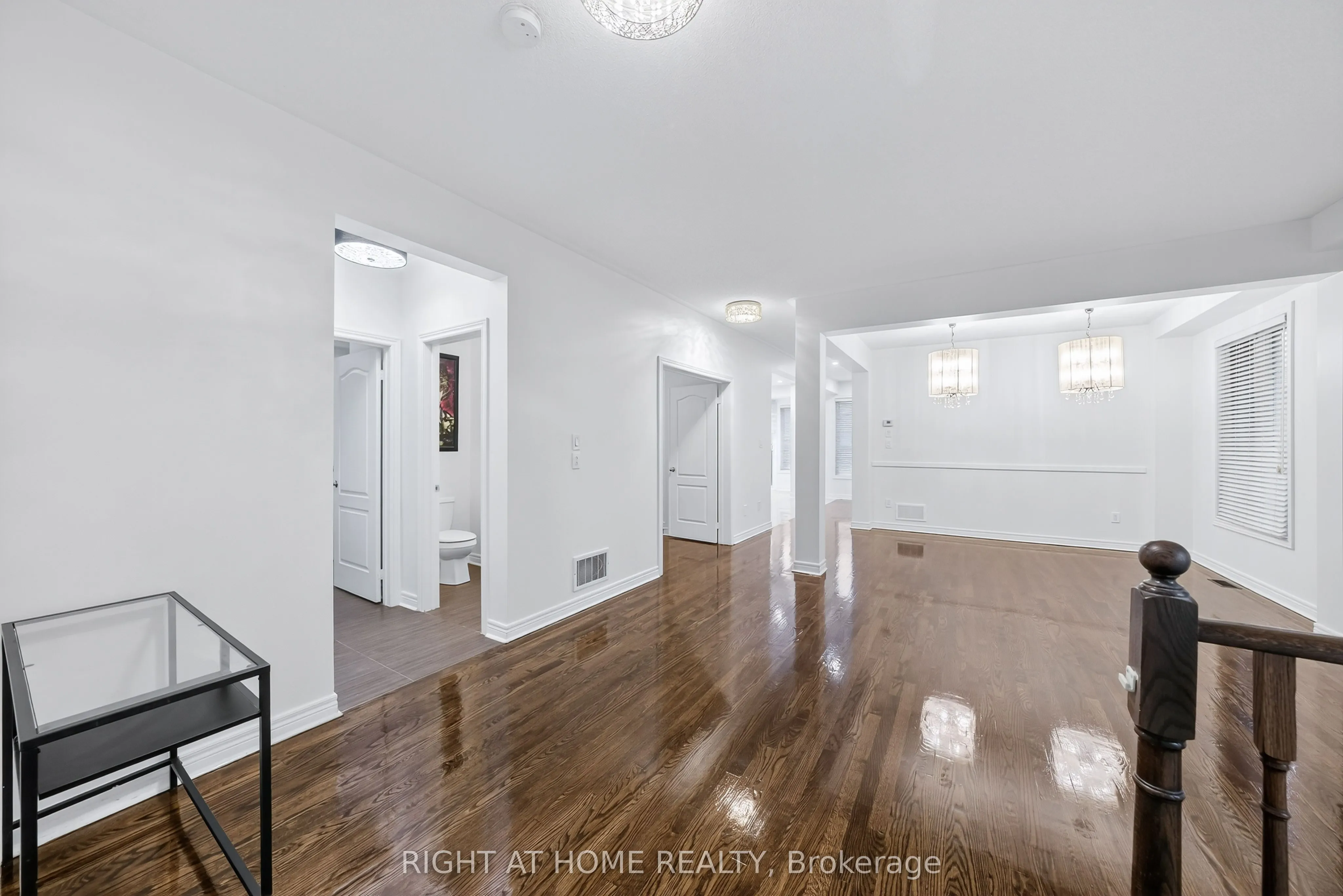 193 Blue Dasher Boulevard