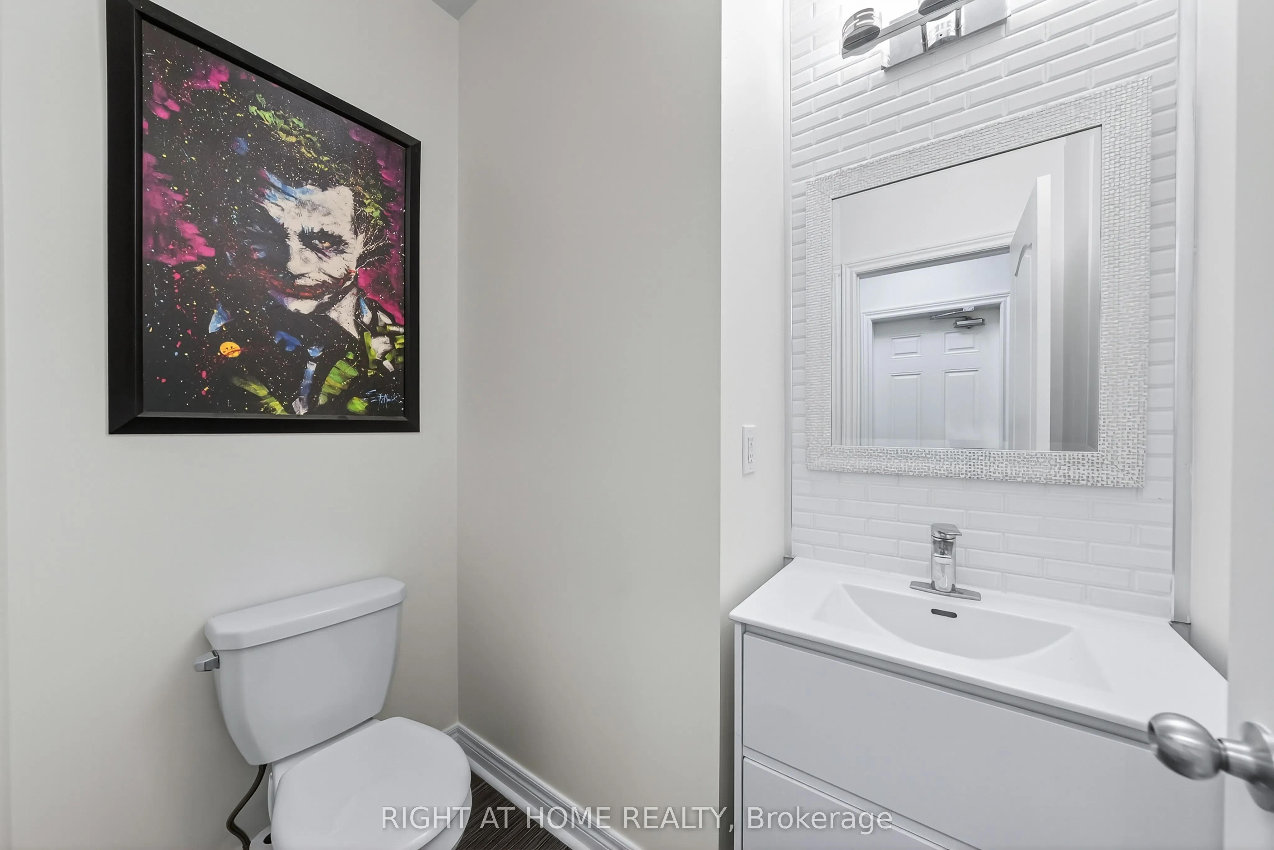 193 Blue Dasher Boulevard