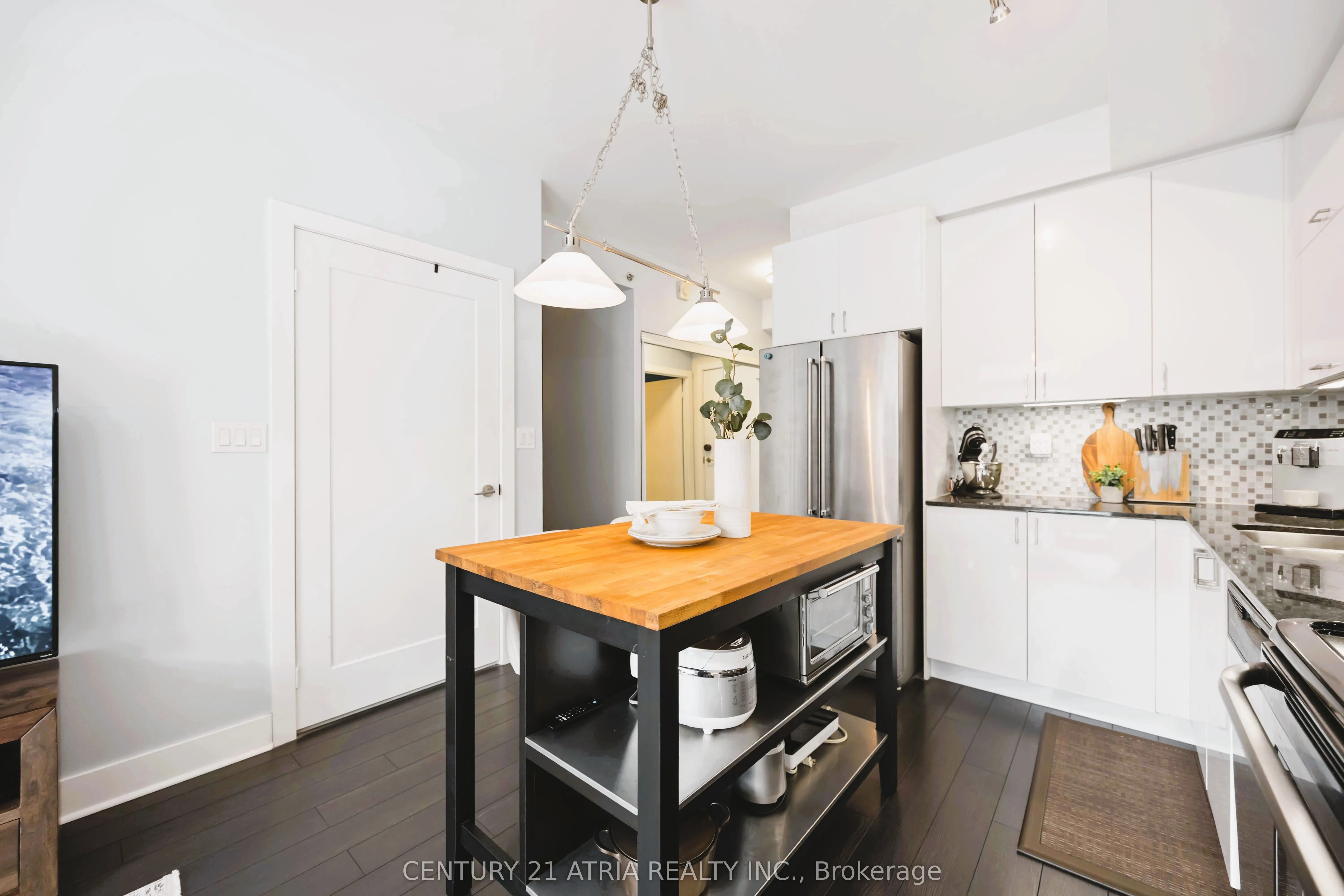 28 Prince Regent Street, #331